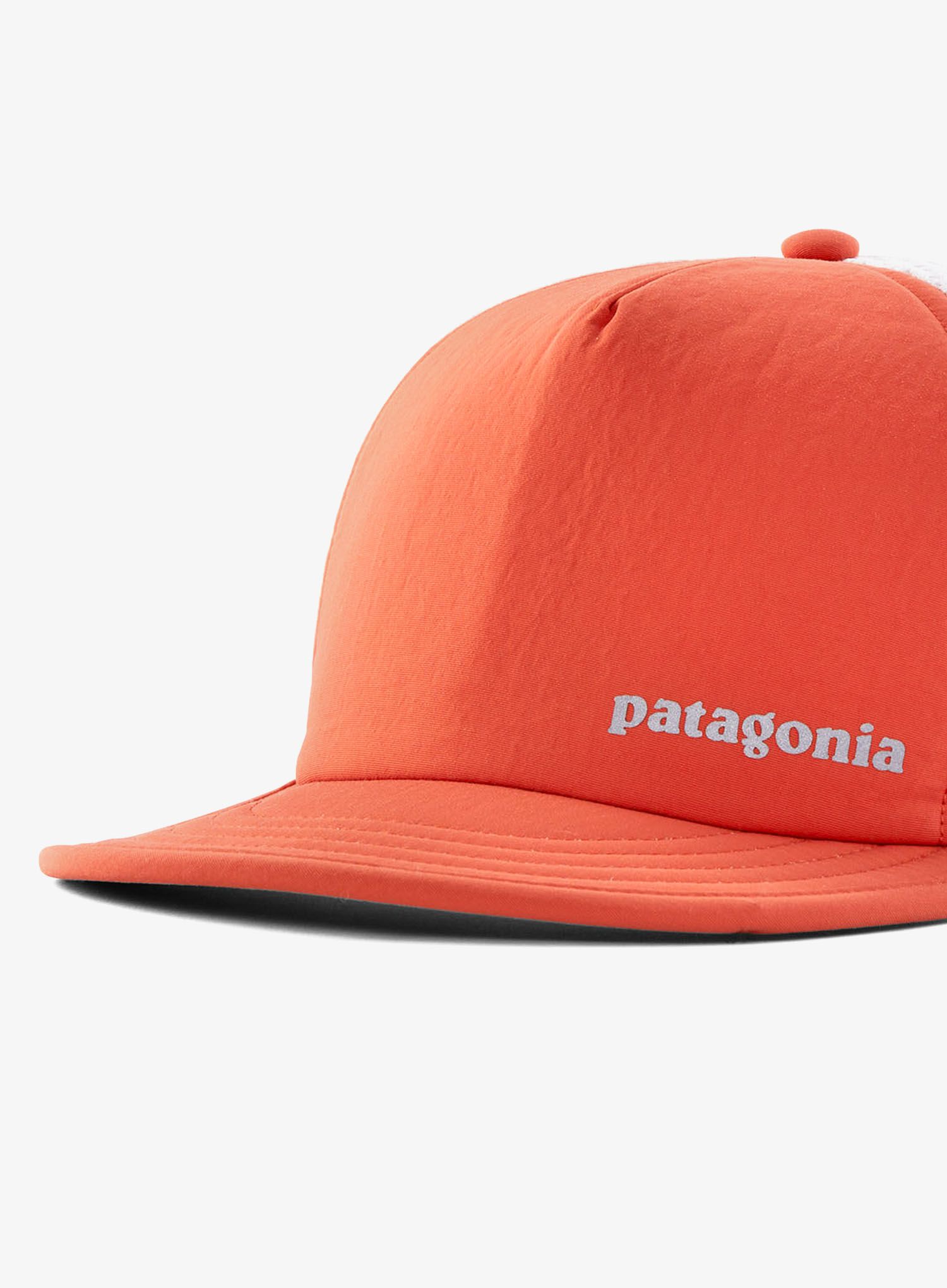 Шапка Patagonia Duckbill Shorty Trucker Hat - pimento red