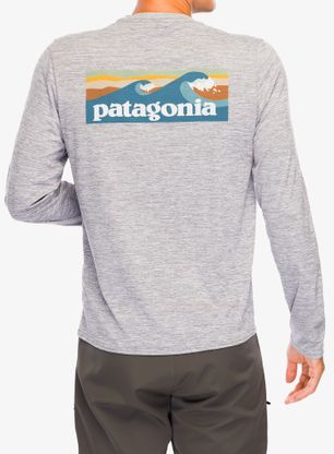 Лонгслів Patagonia L/S Cap Cool Daily Graphic Shirt Waters - abelone blue/feather grey