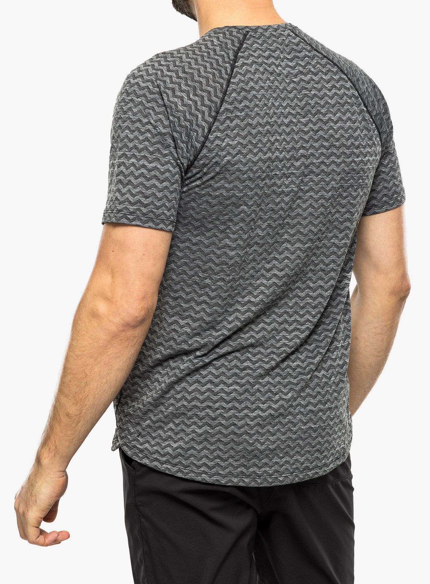 Футболка для бігу Patagonia Ridge Flow Shirt - black
