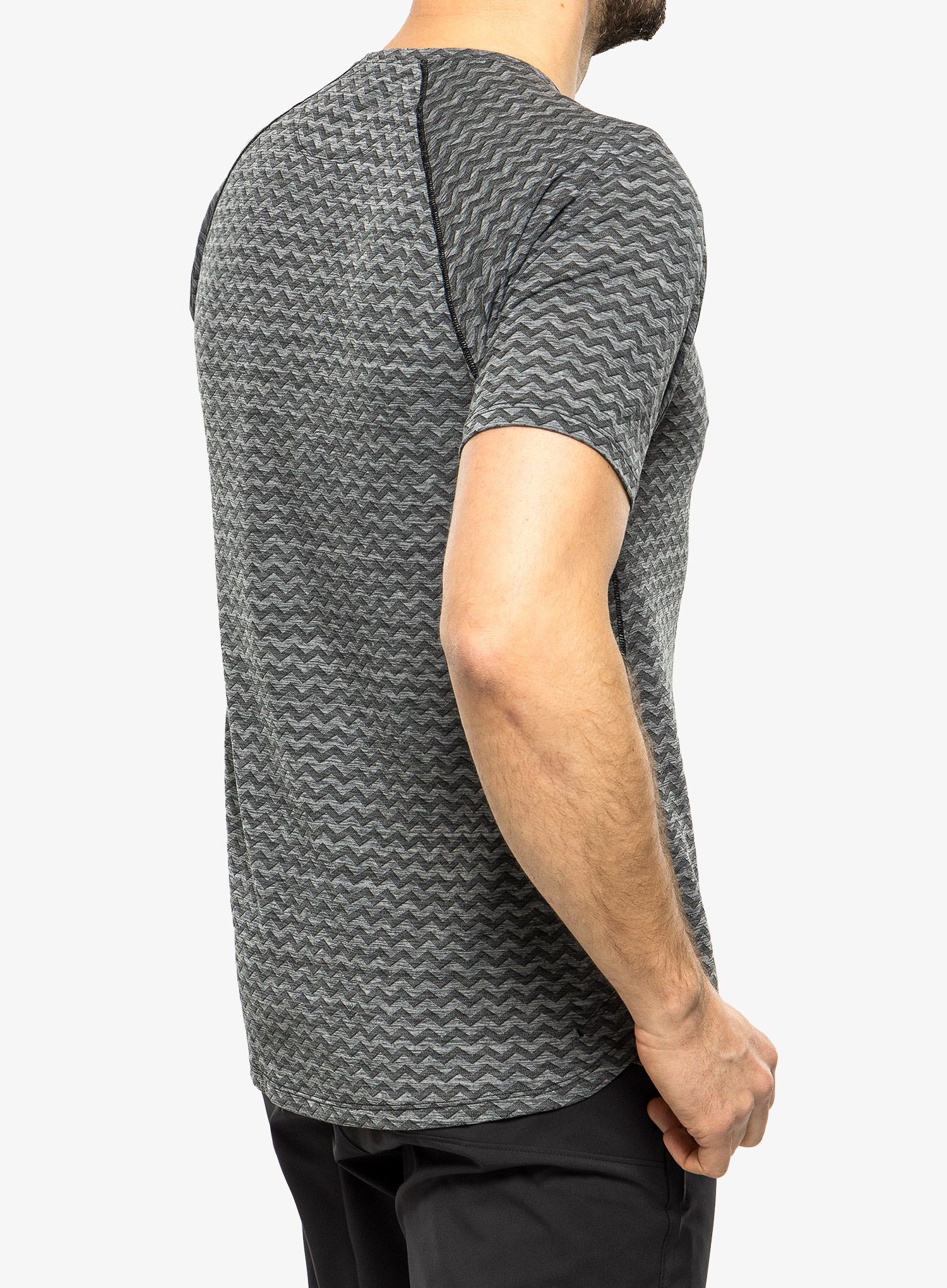 Футболка для бігу Patagonia Ridge Flow Shirt - black