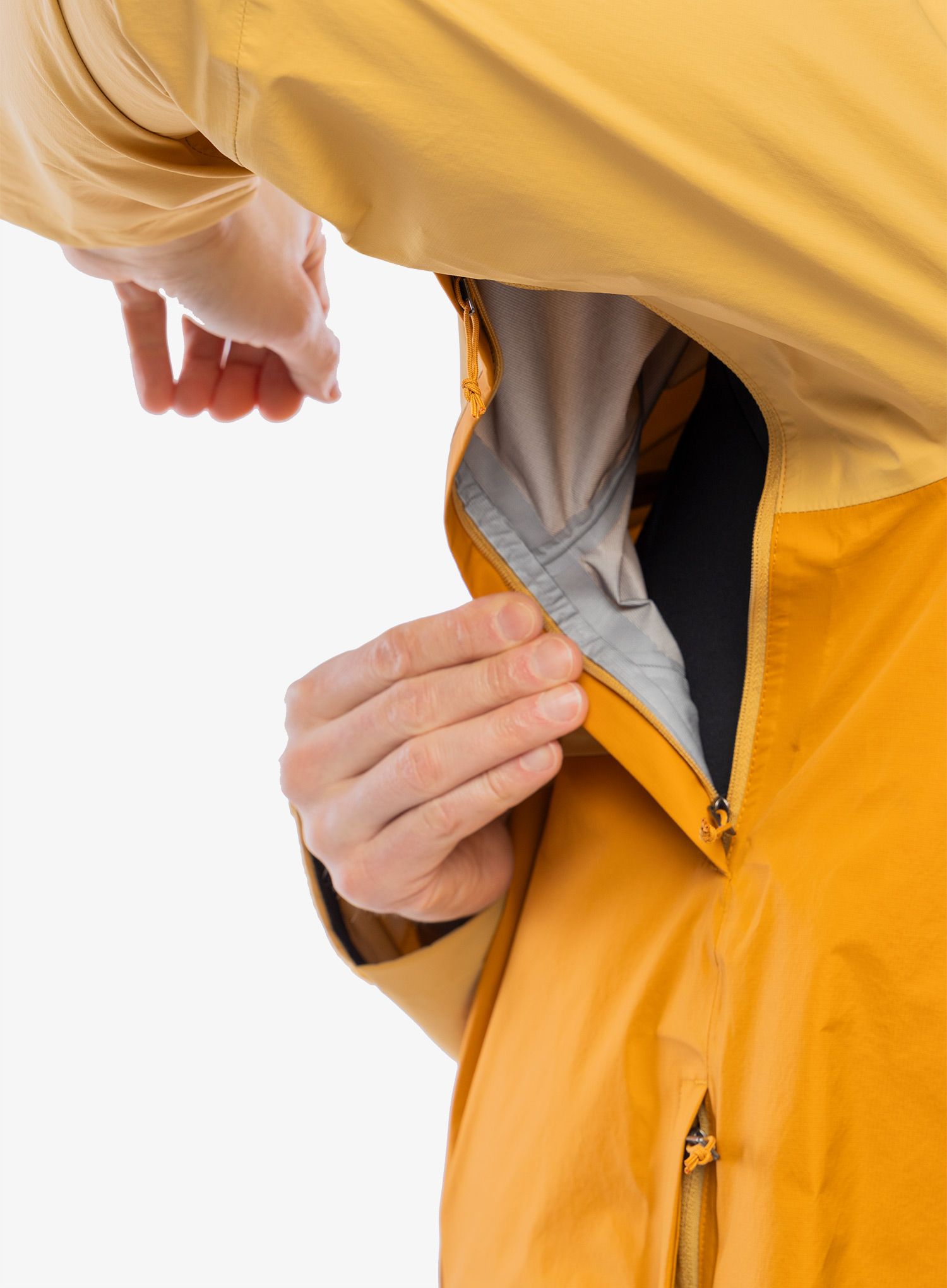 Куртка дощовик Patagonia Torrentshell 3L Jacket - golden caramel
