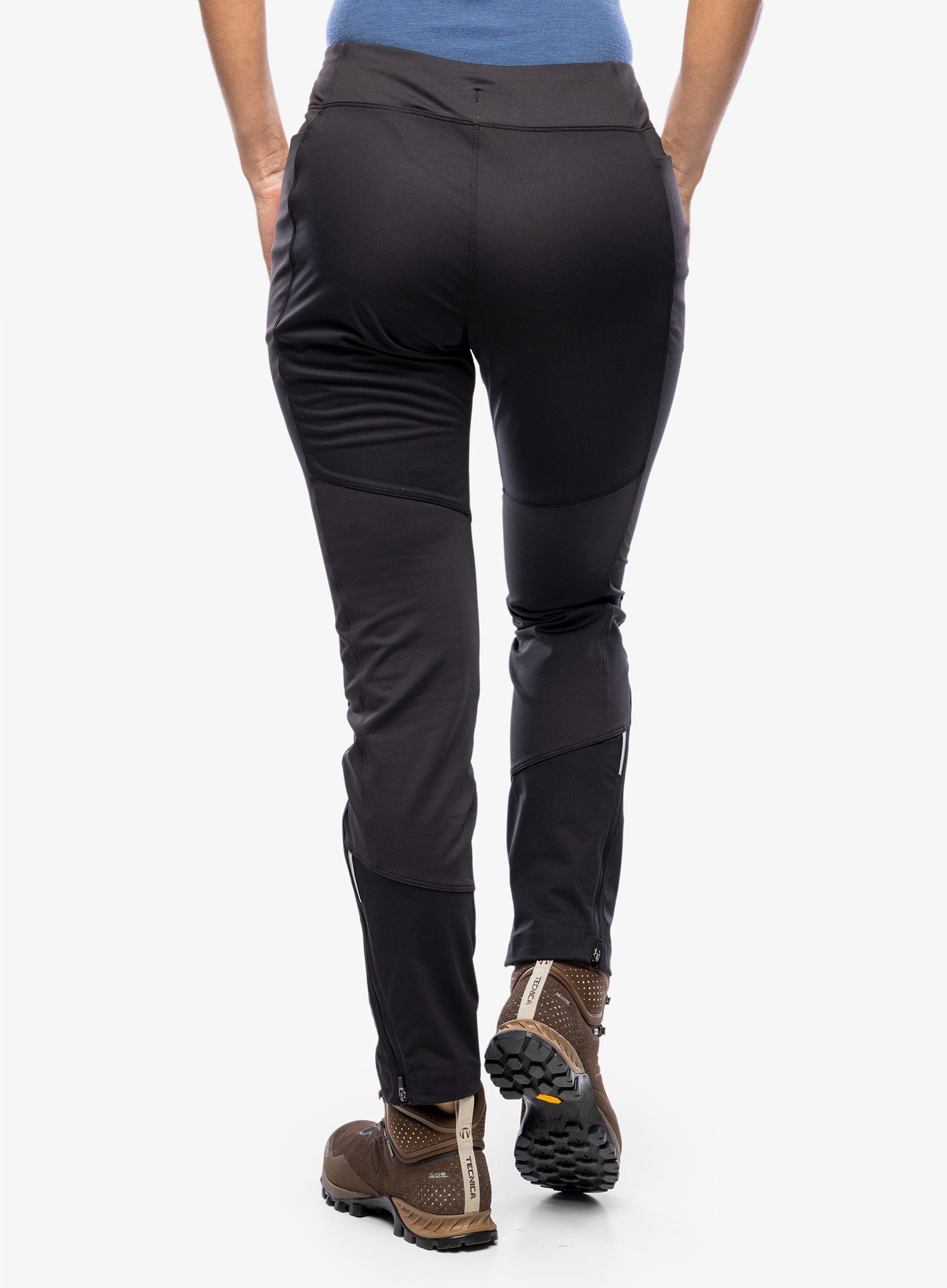 Штани softshell жіночі Patagonia Wind Shield Pants - black