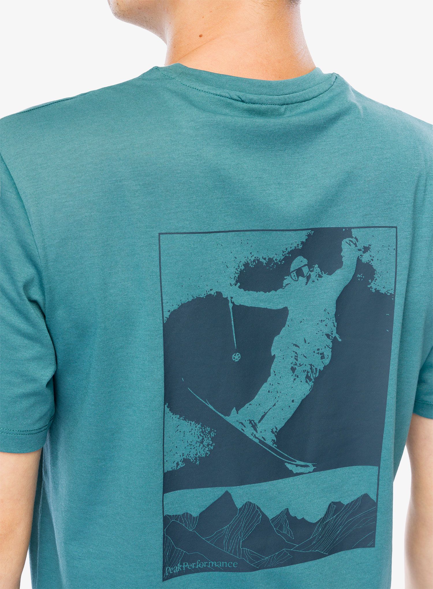 Футболка з принтом Peak Performance Explore Graphic Tee - hydro fresh