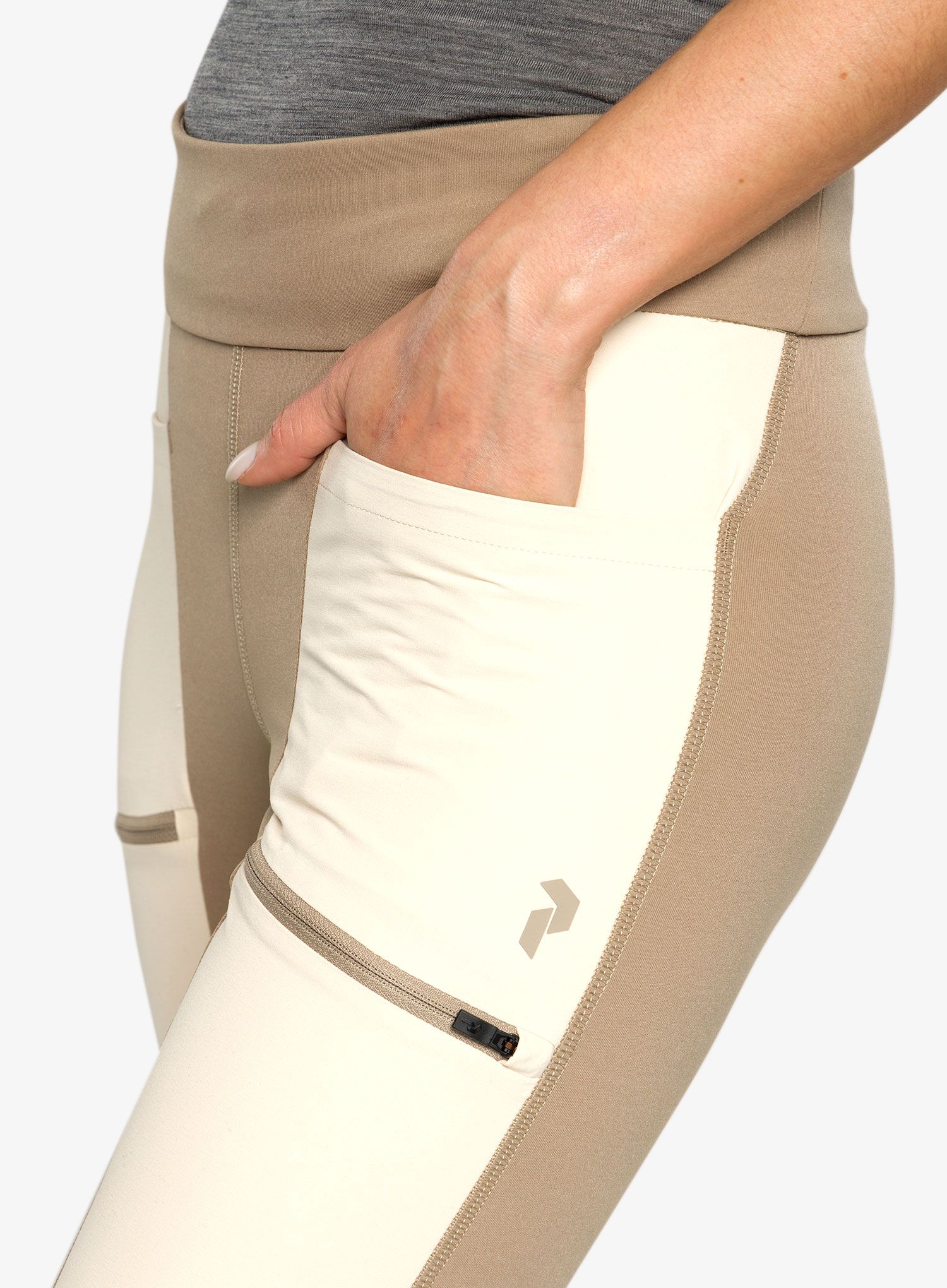 Легінси жіночі Peak Performance Vislight Track Tights - avid beige