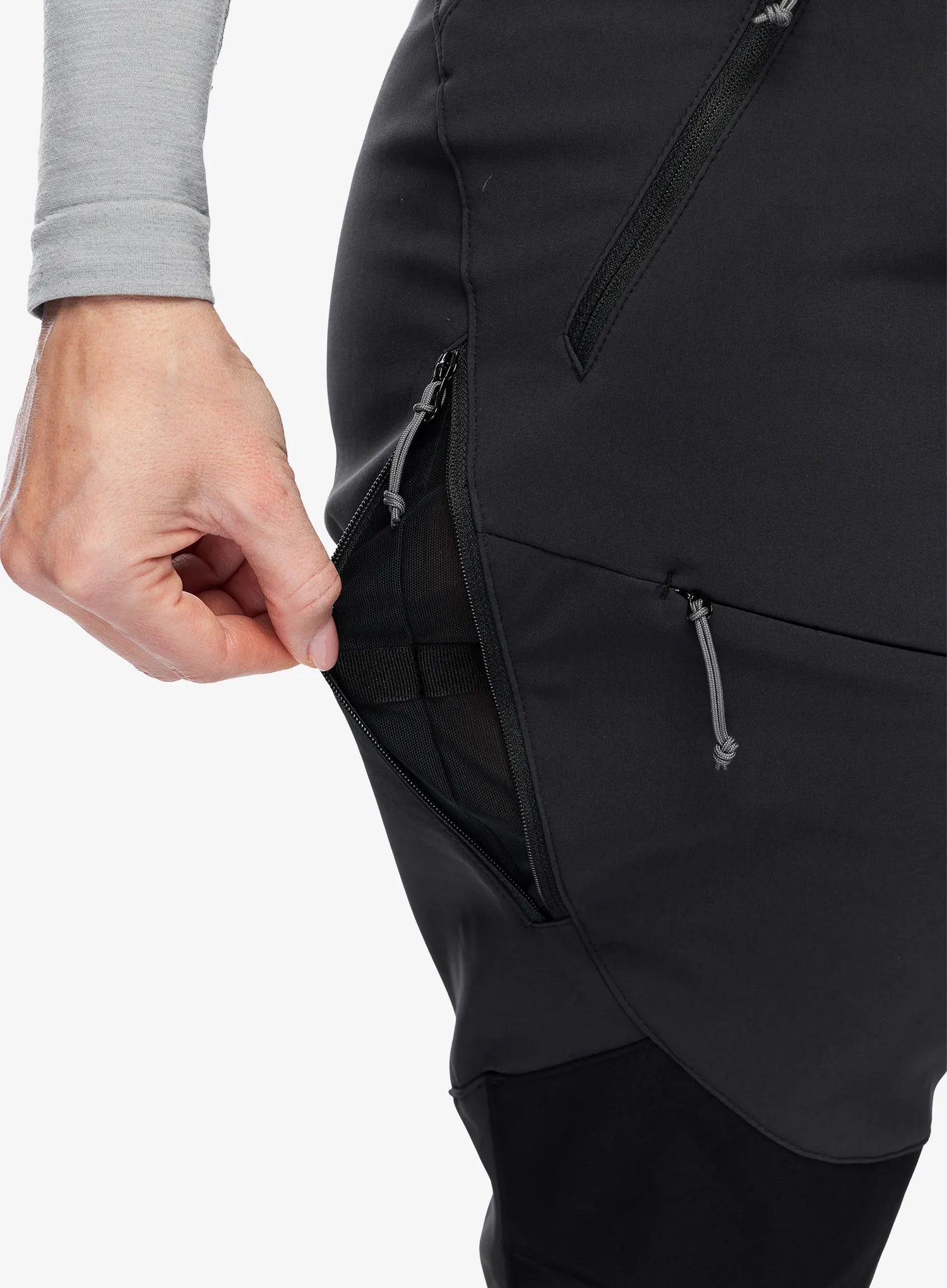 Штани softshell жіночі Rab Torque Winter Pants - black