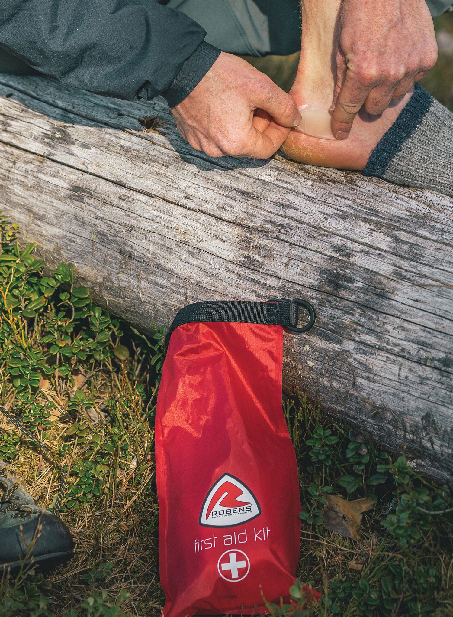Аптечка туристична Robens Outsite First Aid Kit - fire red