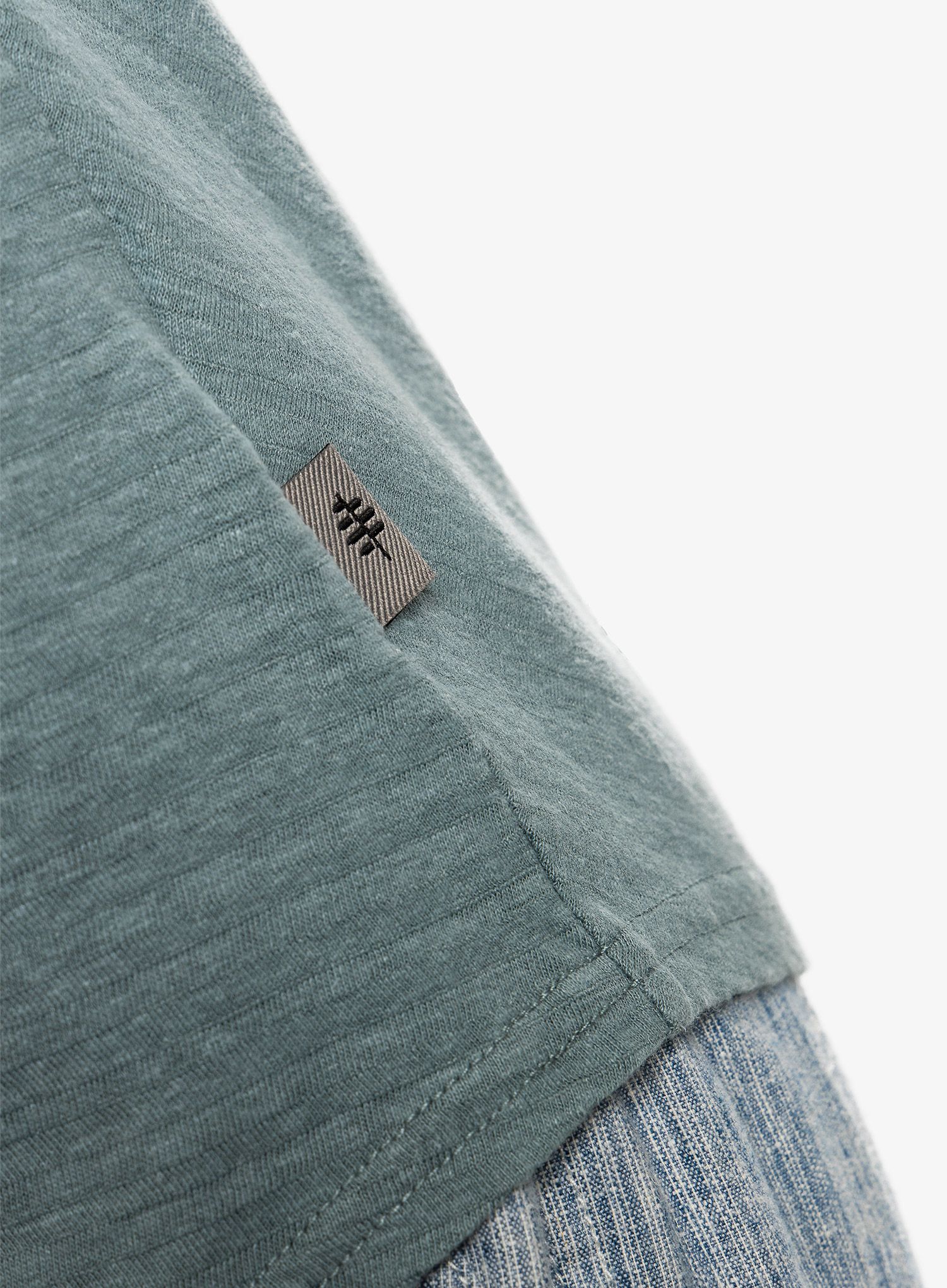 Футболка жіноча Royal Robbins Vacationer V-Neck SS - lt slate