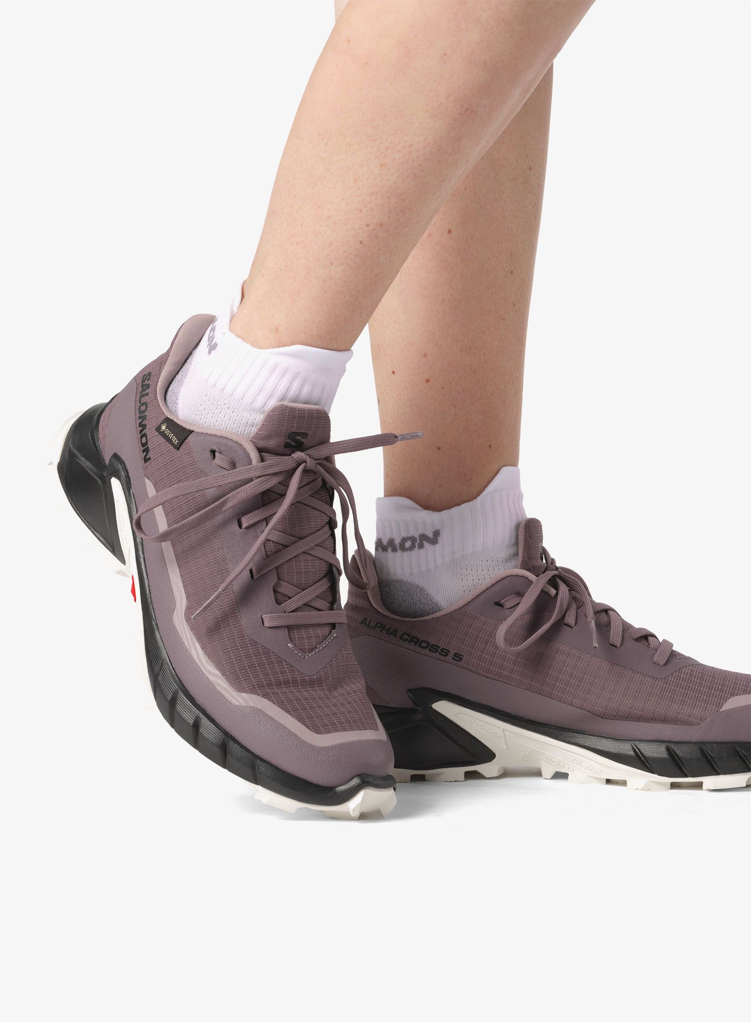 Кросівки для бігу жіночі Salomon Alphacross 5 GTX - moon/black/white