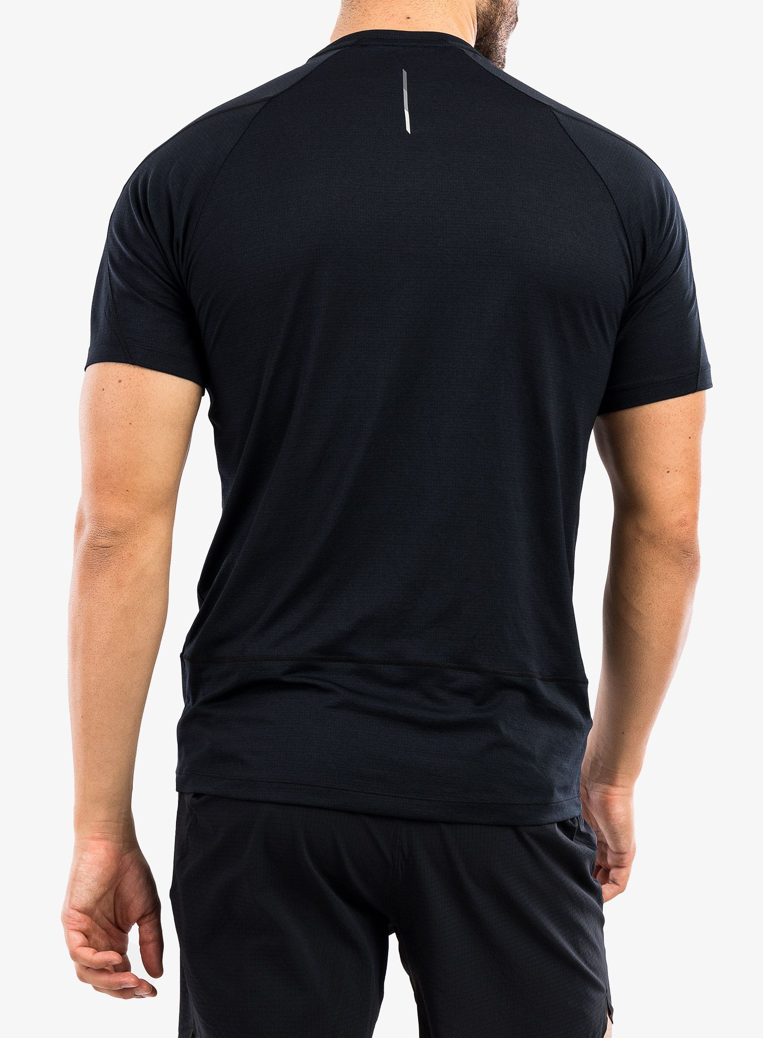 Футболка для бігу Salomon Cross Run SS Tee - deep black