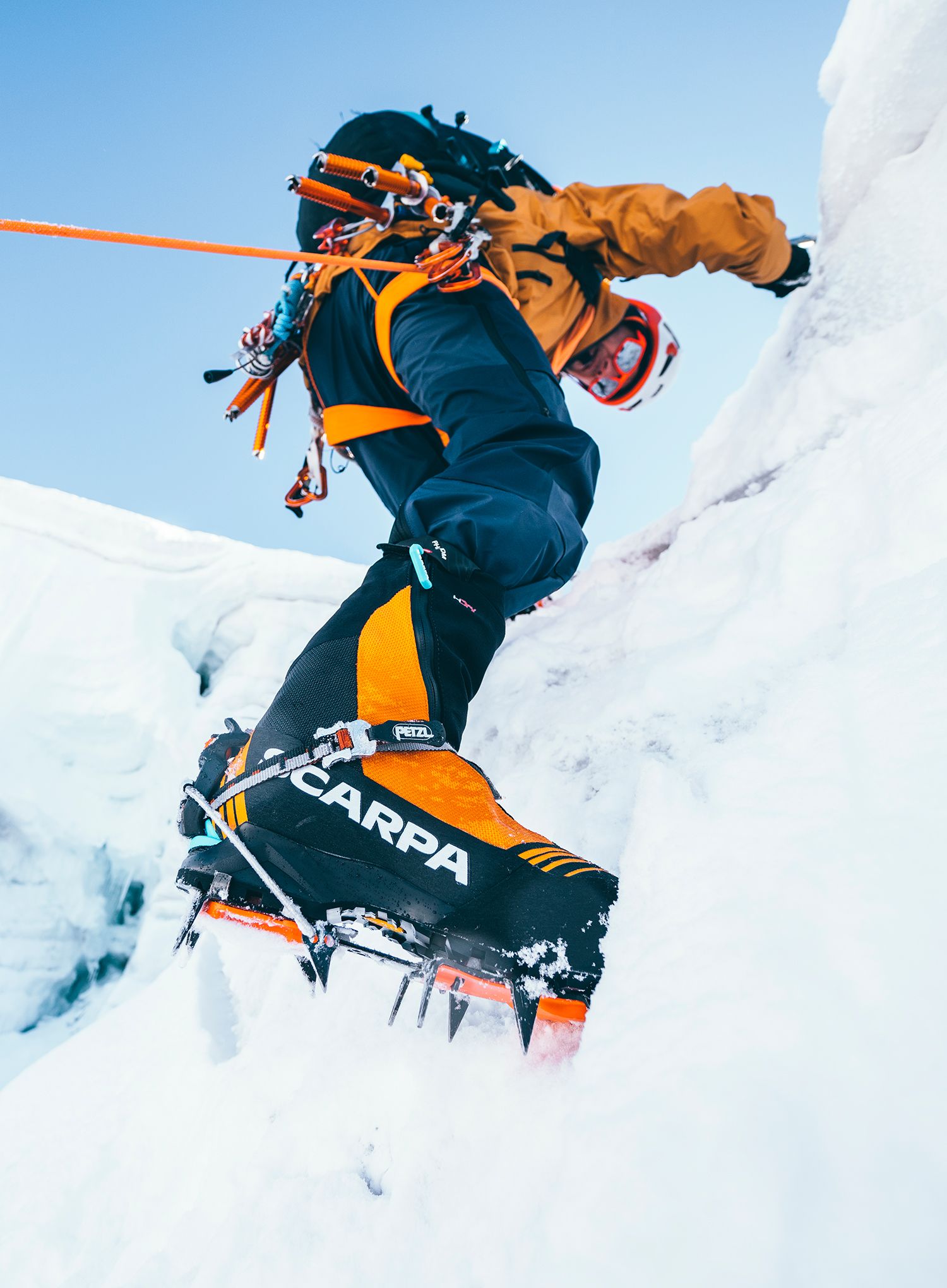 Черевики високогірні Scarpa Phantom 6000 HD - black/bright orange