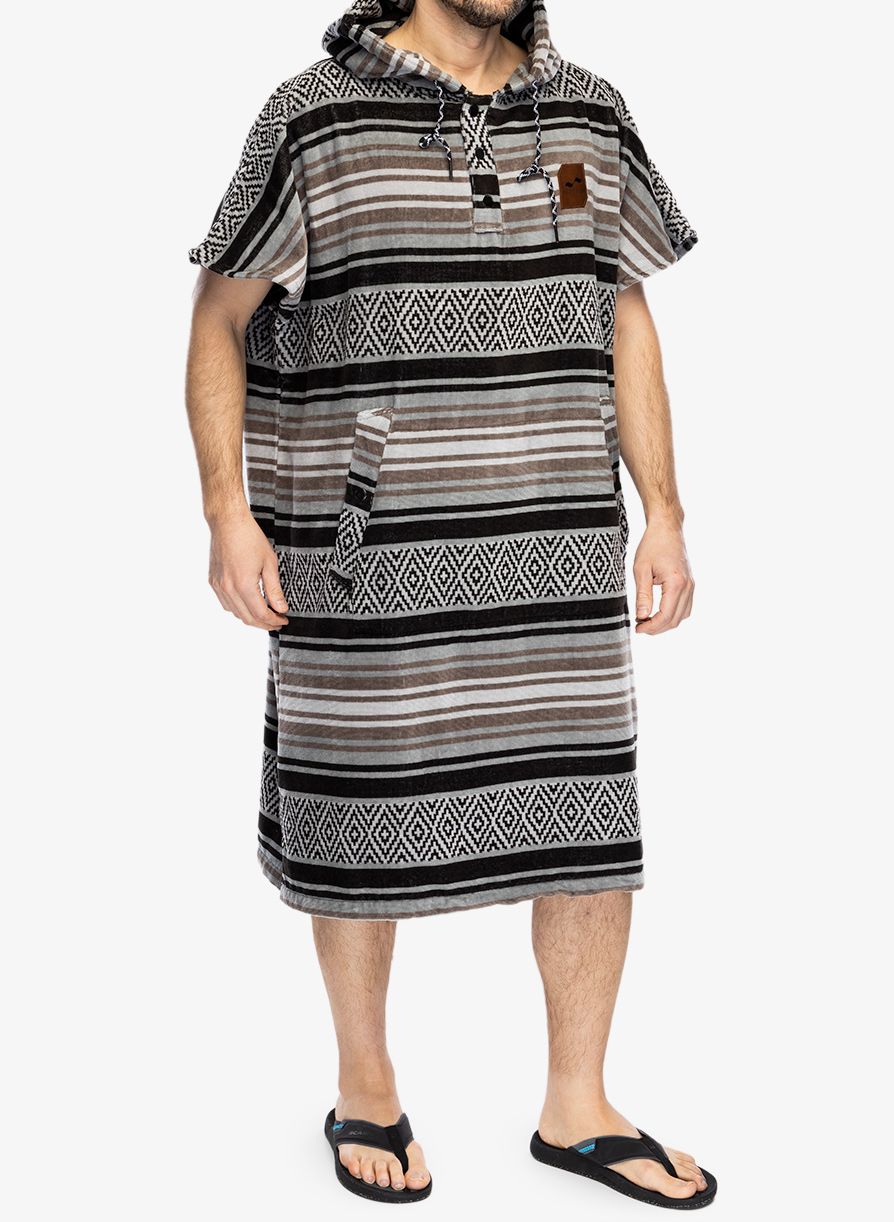 Пончо Slowtide Oso Extra Warm Poncho - courtyard