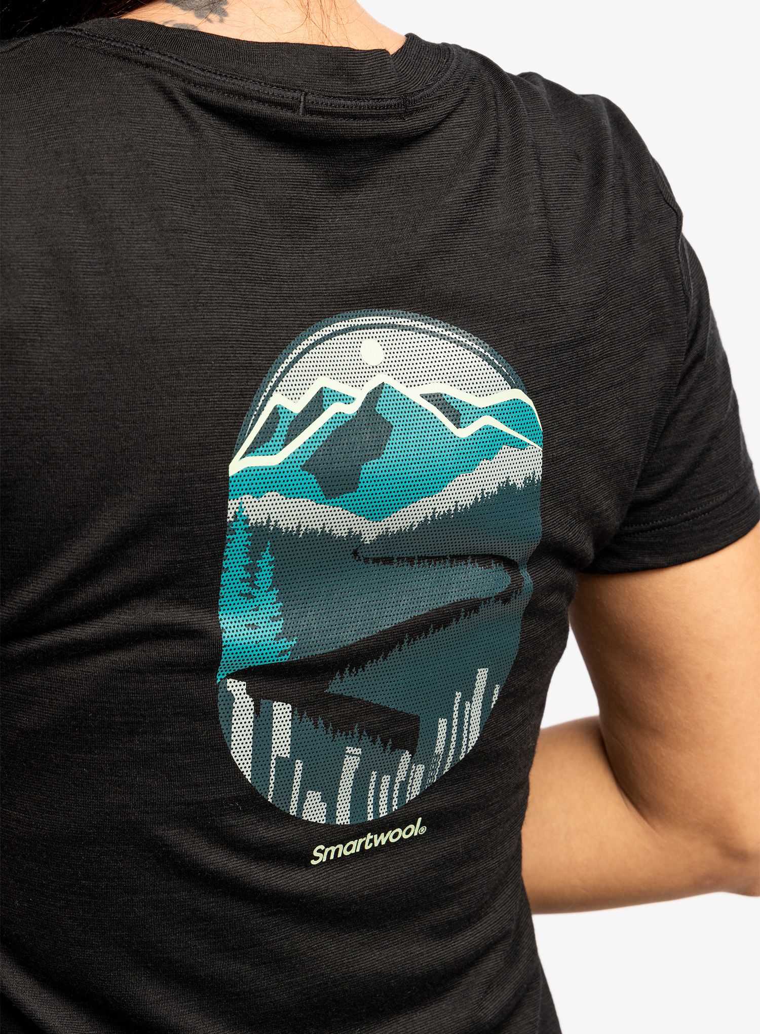 Футболка з мериноса жіноча Smartwool Denver Skyline Graphic Short Sleeve Tee - black