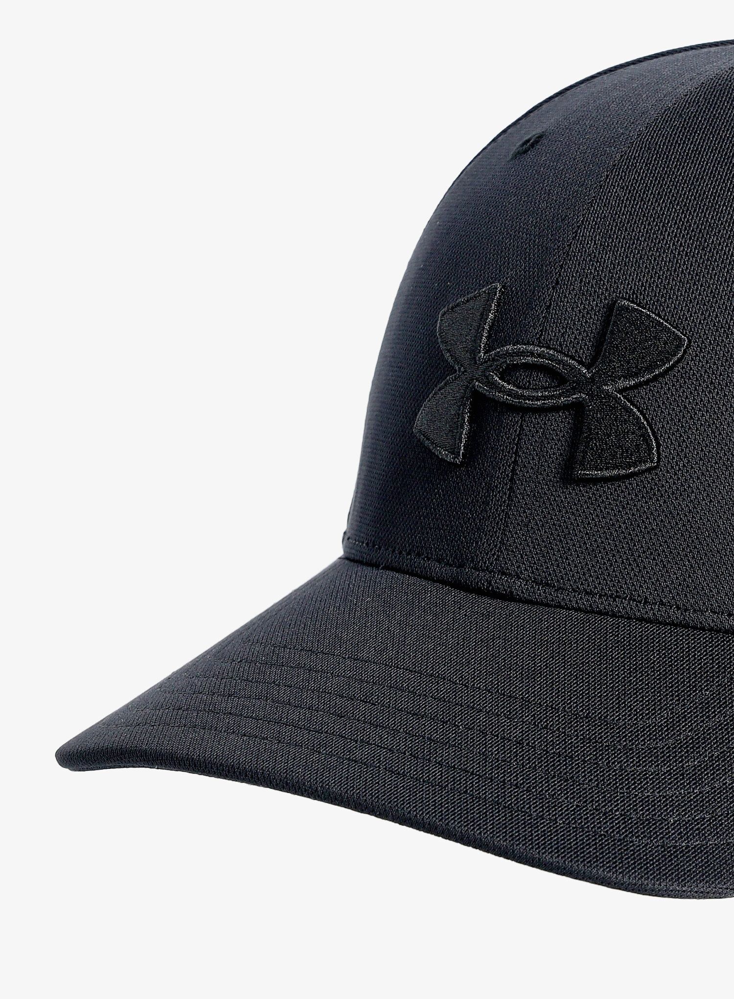 Кепка Under Armour Blitzing Adjustable Cap - black/black