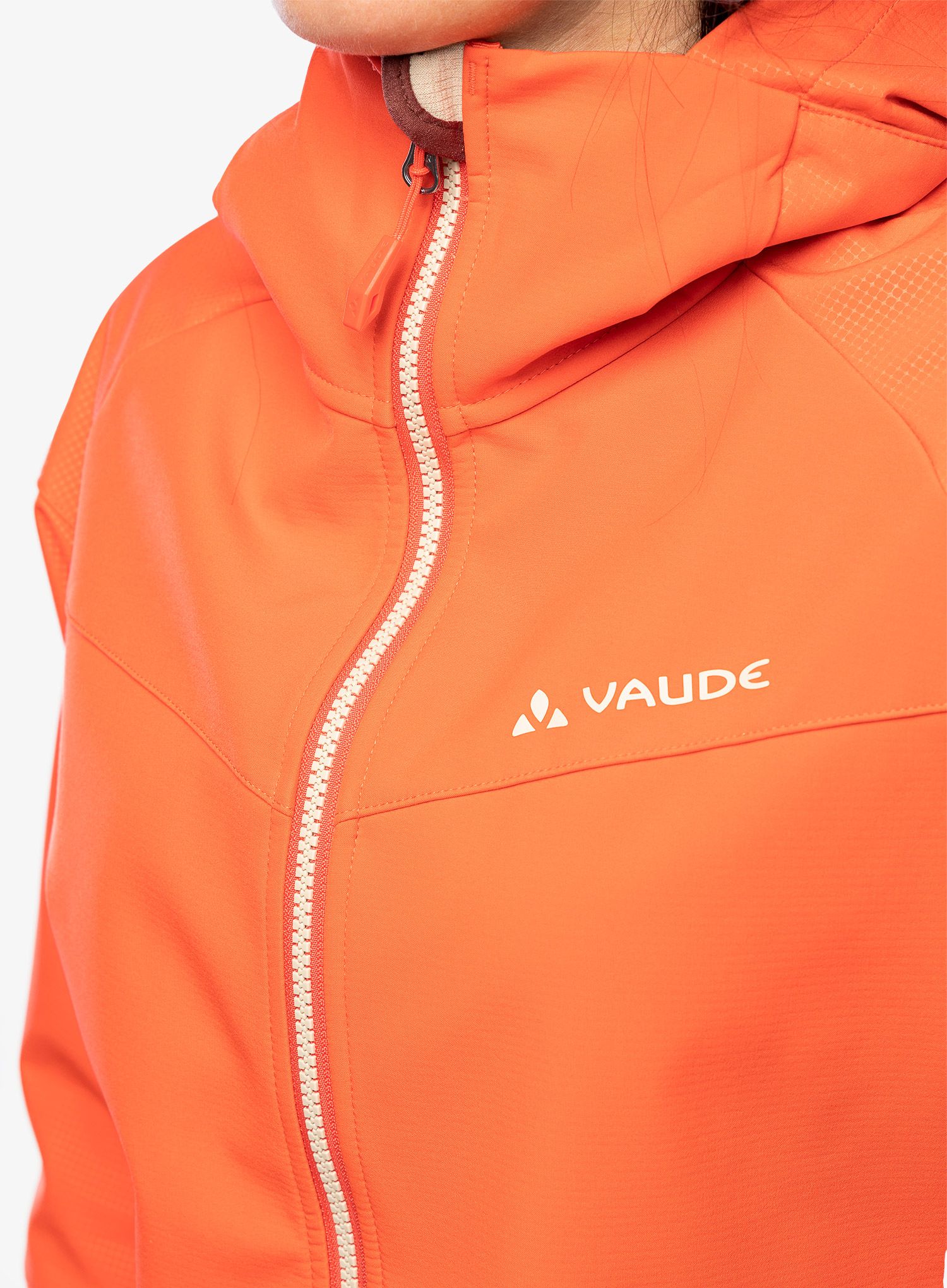 Куртка жіноча Vaude All Year Elope Softshell Jacket - flame