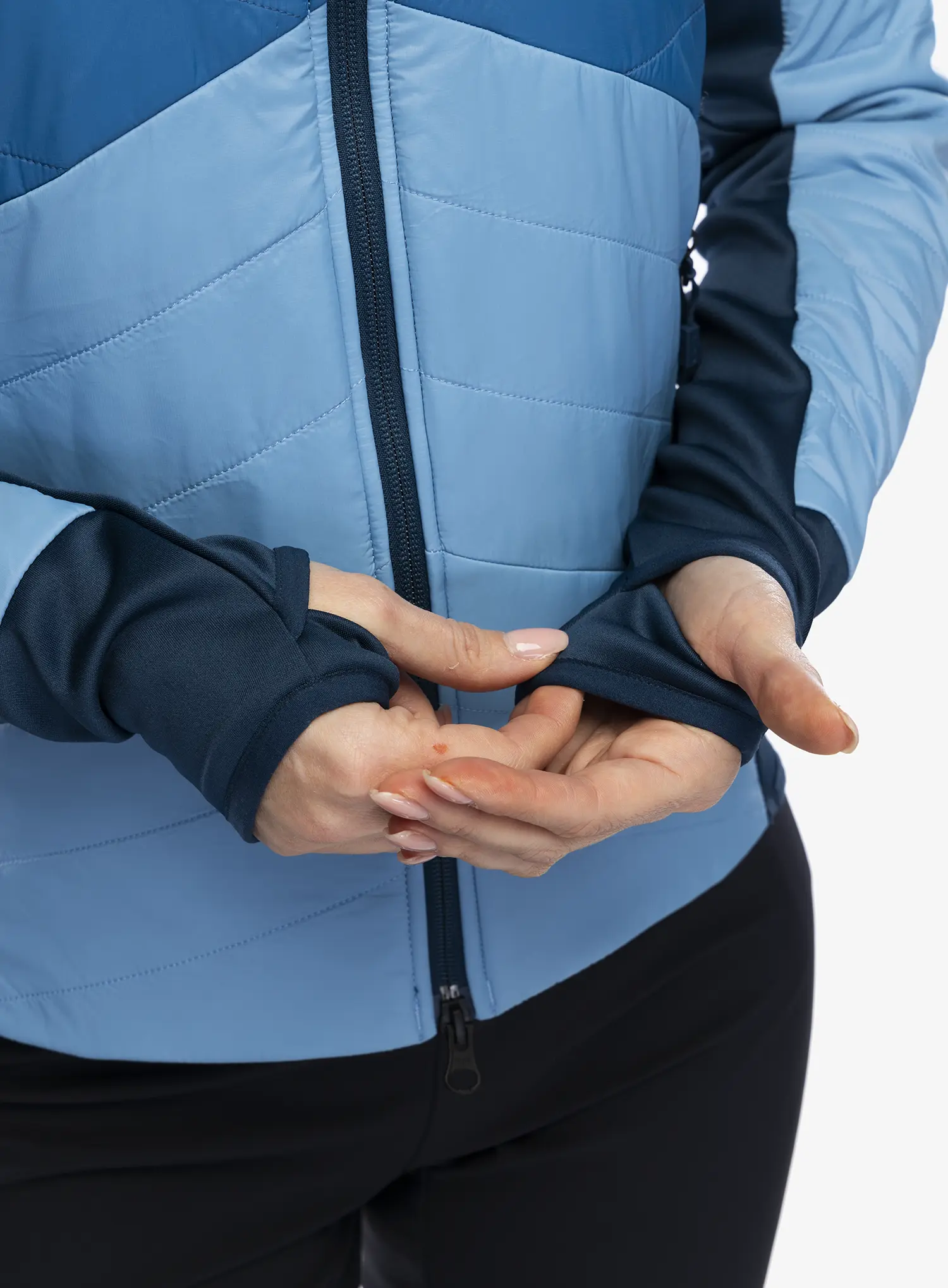 Куртка утеплена жіноча Vaude Sesvenna Jacket IV - pastel blue