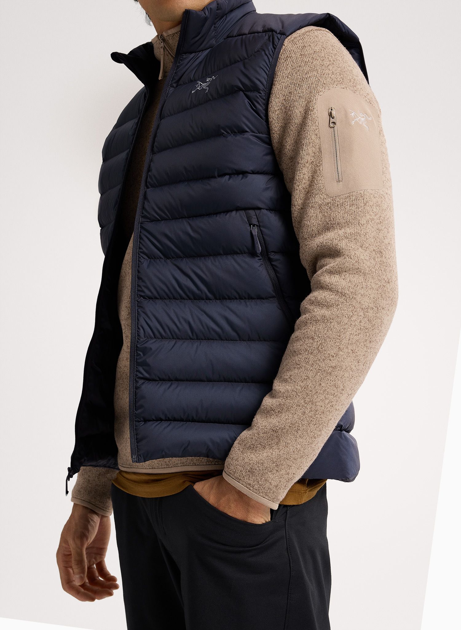 Жилет пуховий Arcteryx Cerium Vest - black sapphire