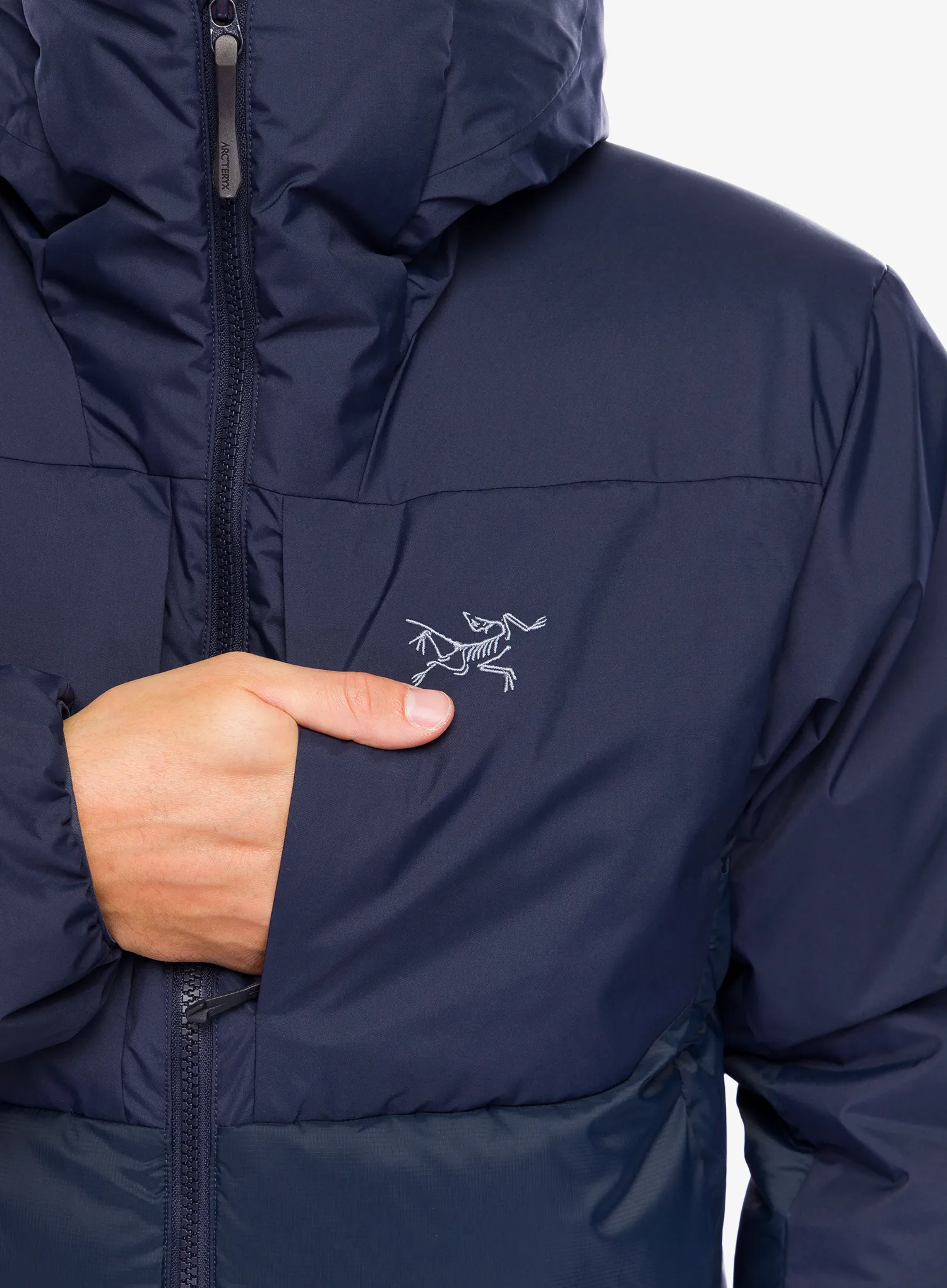 Пуховик Arcteryx Thorium SV Hoody - black sapphire