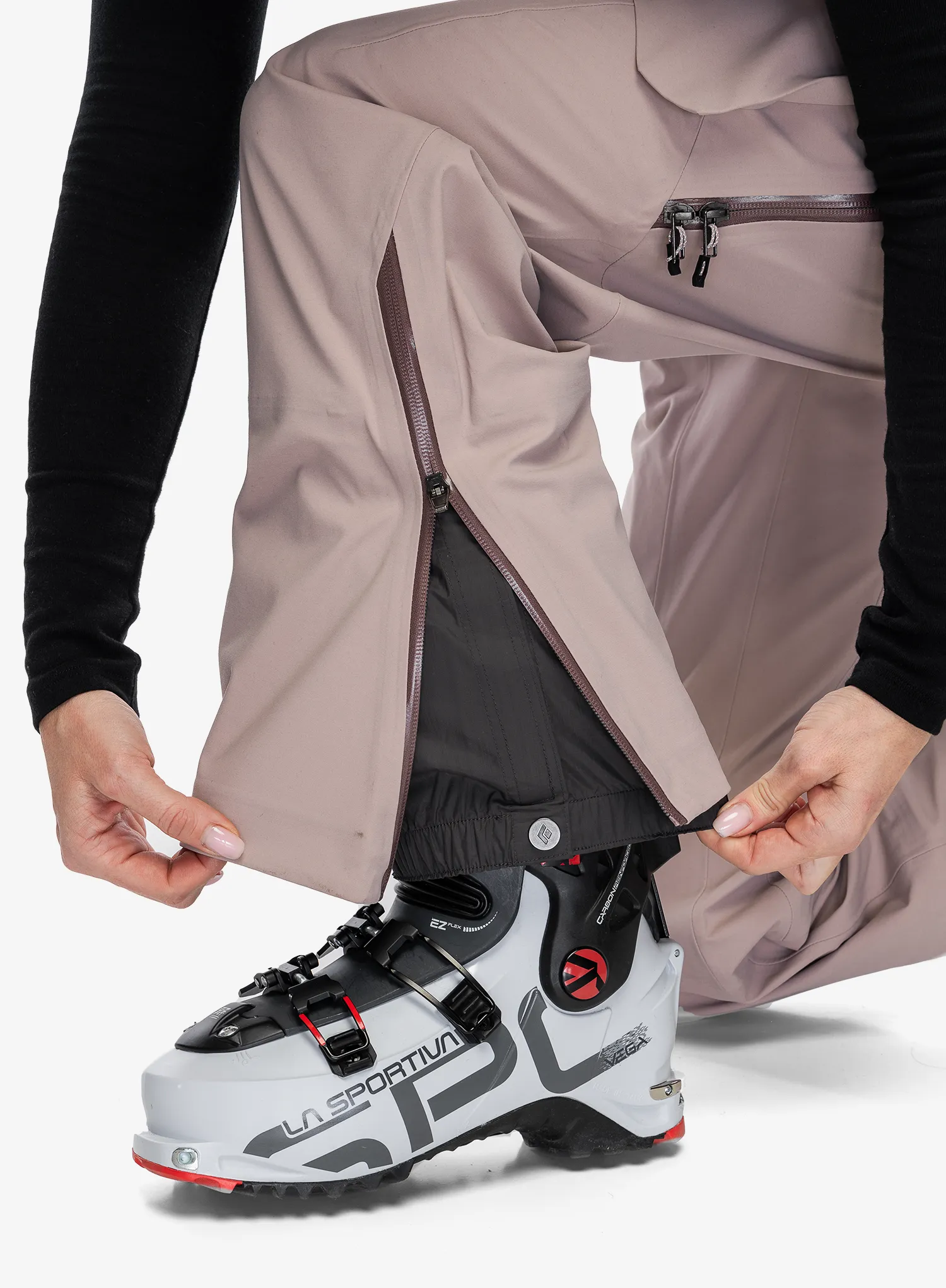 Штани лижні жіночі Black Diamond Factor Bibs - pale mauve