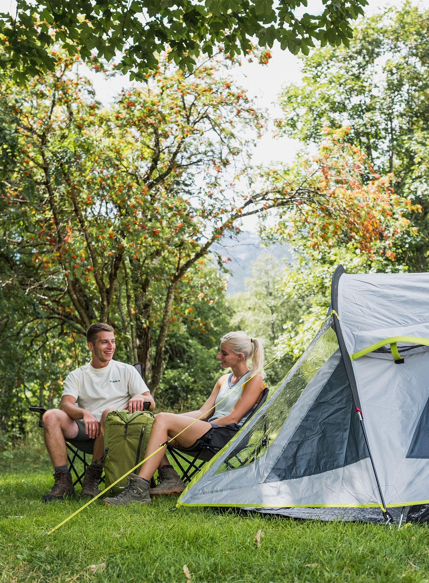 Намет 3-місний Coleman Darwin 3 Plus - grey/green