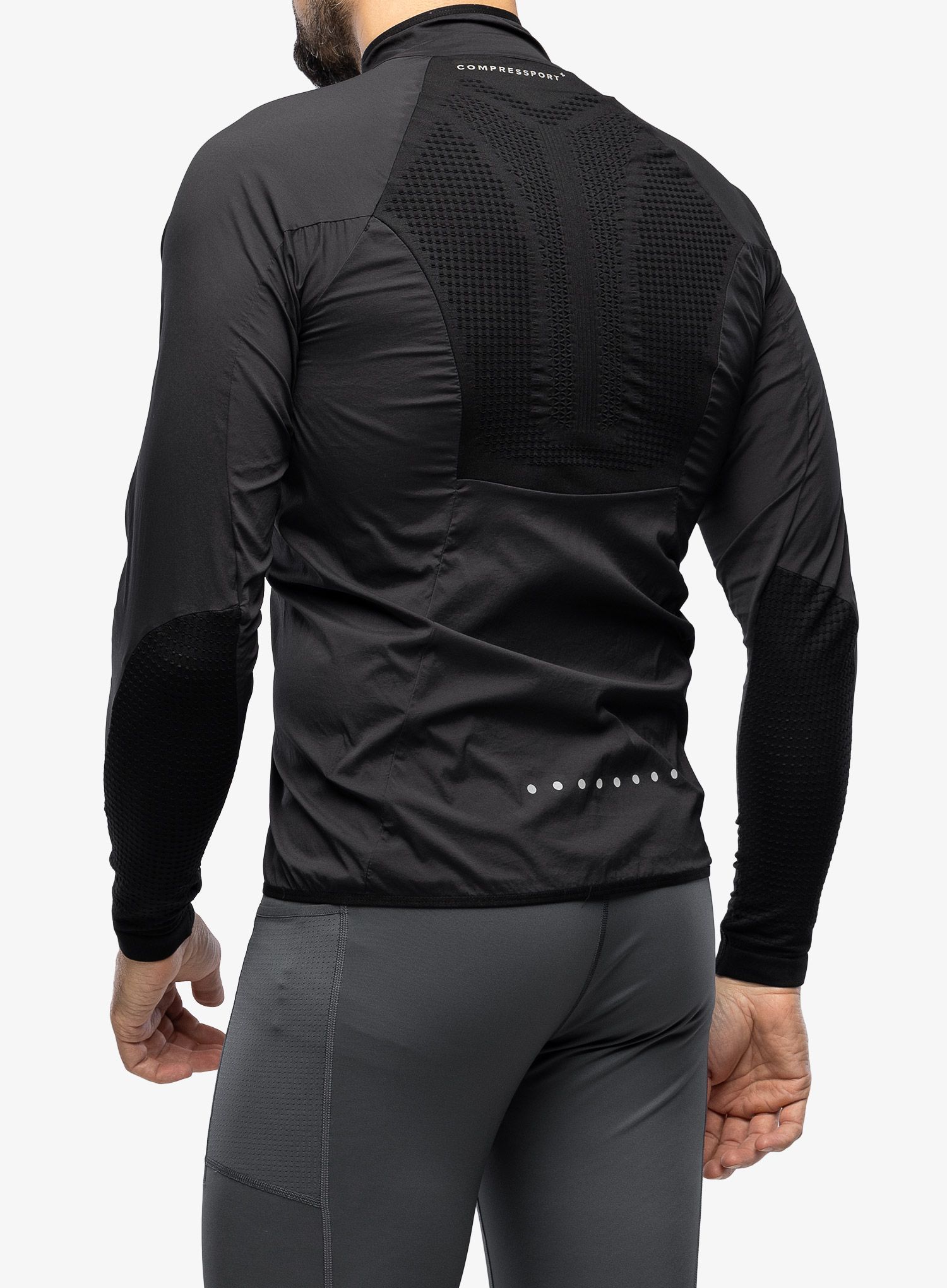 Вітровка Compressport Hurricane Windproof Jacket - black