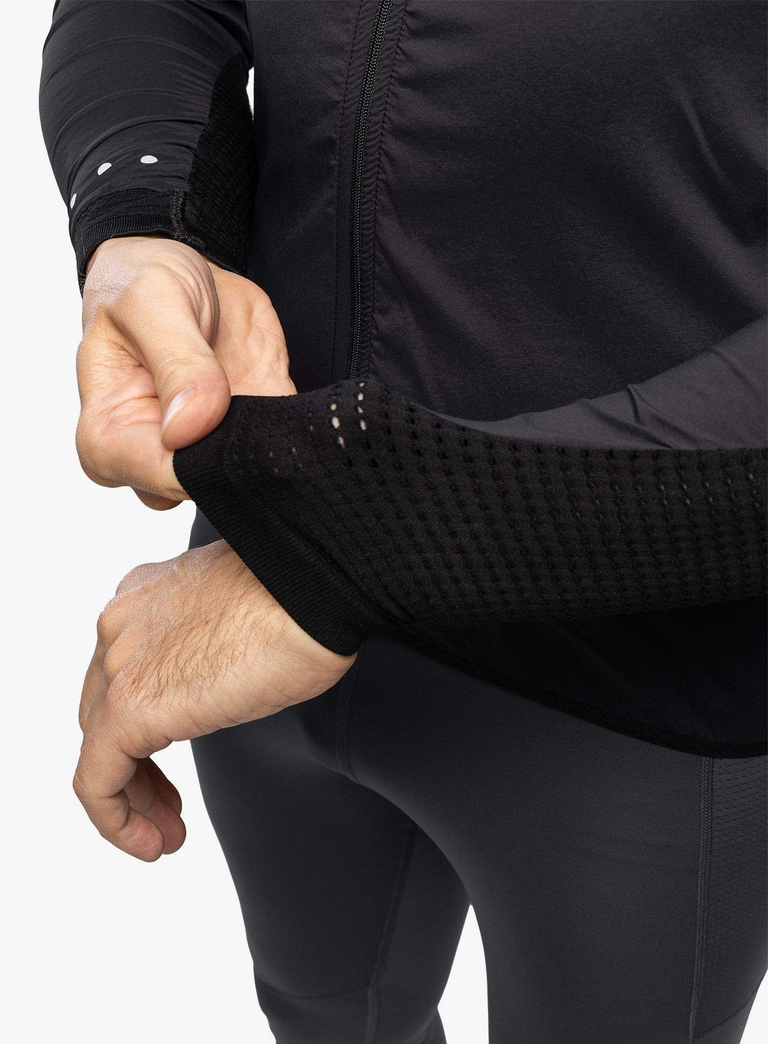 Вітровка Compressport Hurricane Windproof Jacket - black
