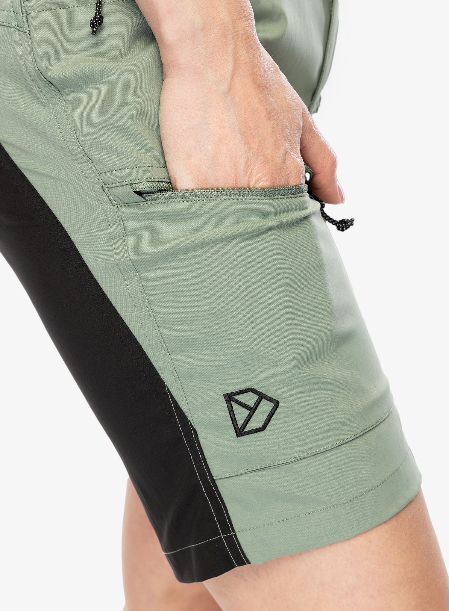 Шорти жіночі Didriksons Tucana Shorts - light moss