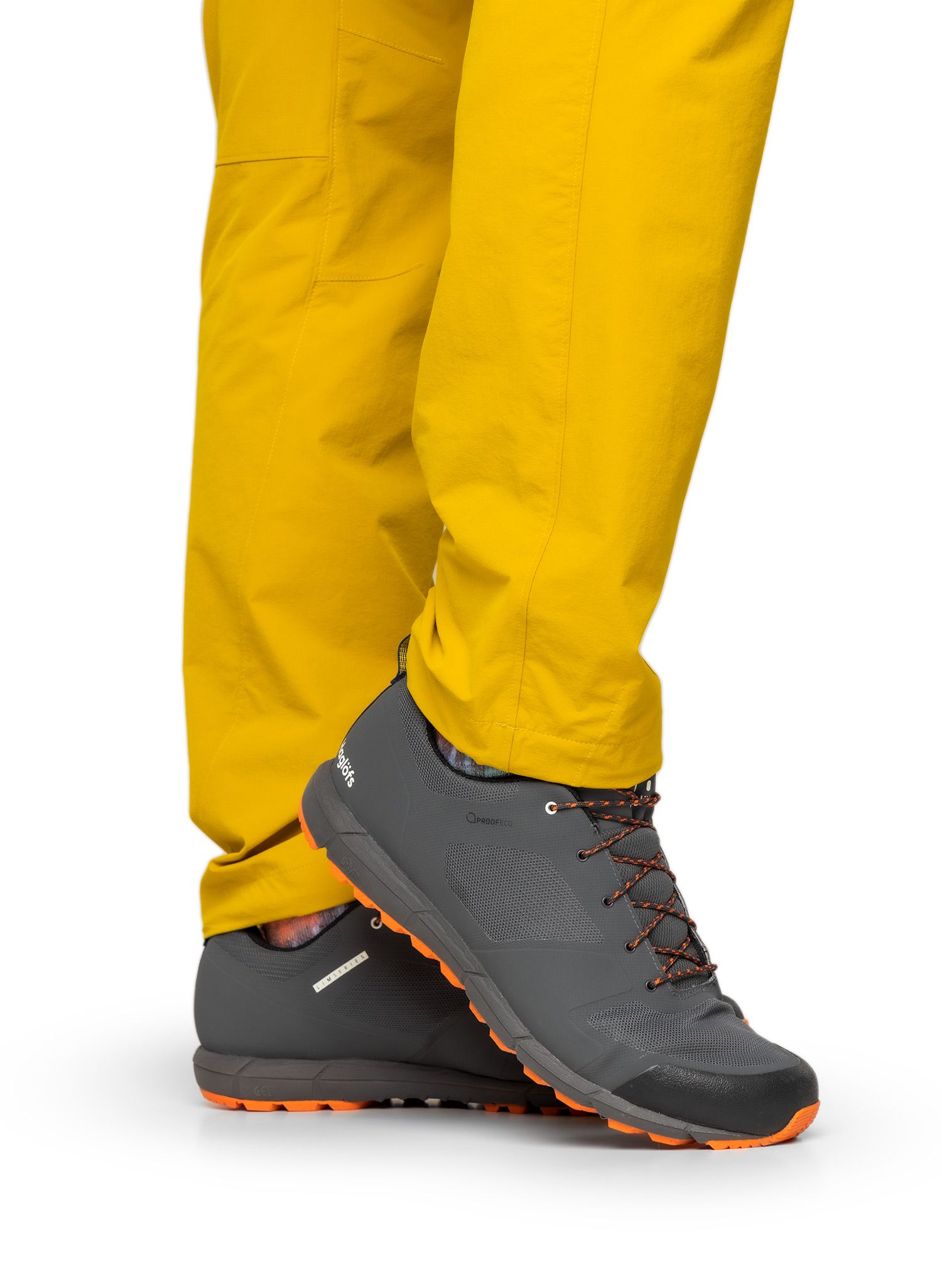 Черевики туристичні Haglofs L.I.M Low Proof Eco - magnetite/flame orange