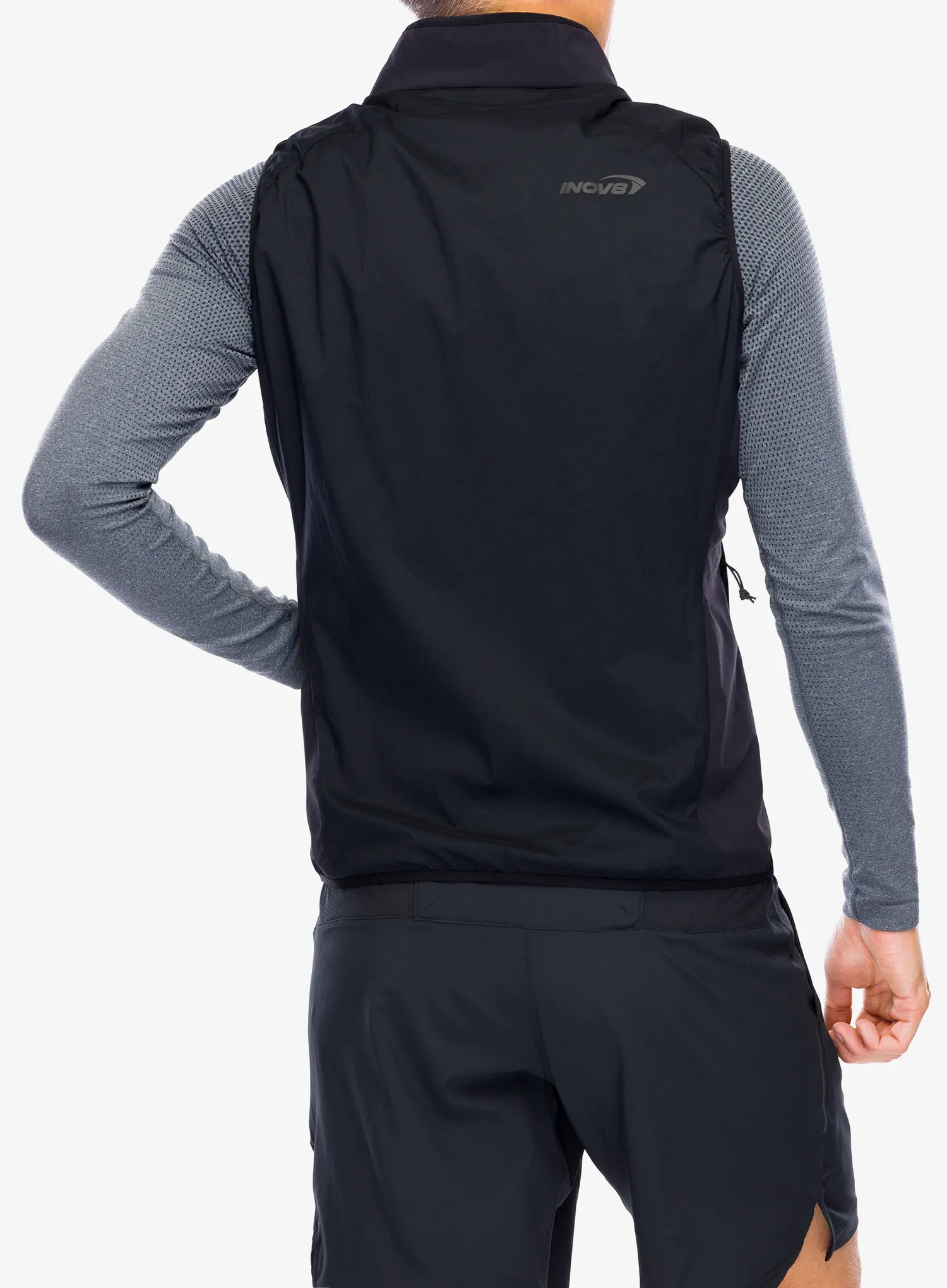 Жилет Inov-8 Performance Hybrid Gilet - black