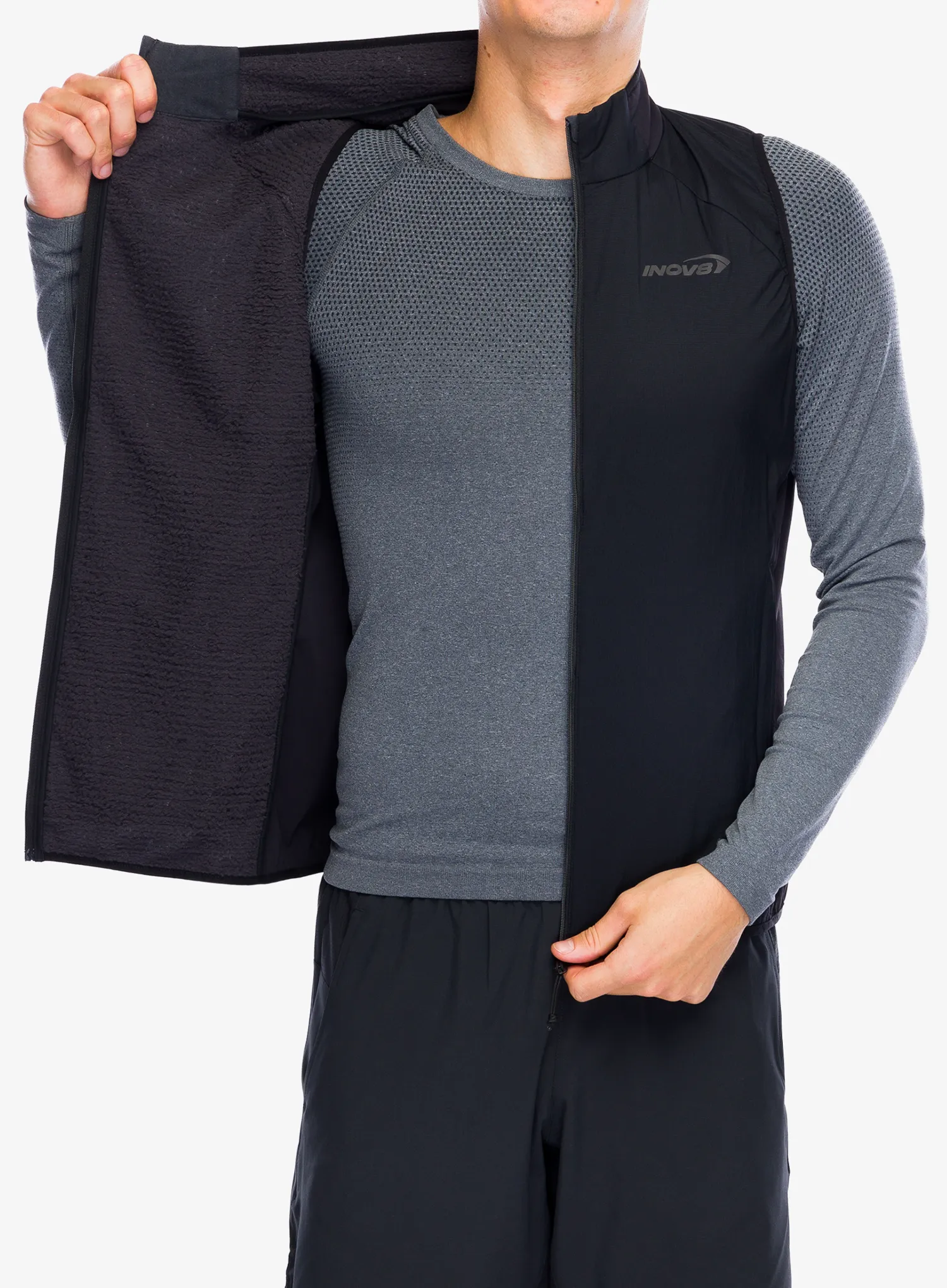 Жилет Inov-8 Performance Hybrid Gilet - black