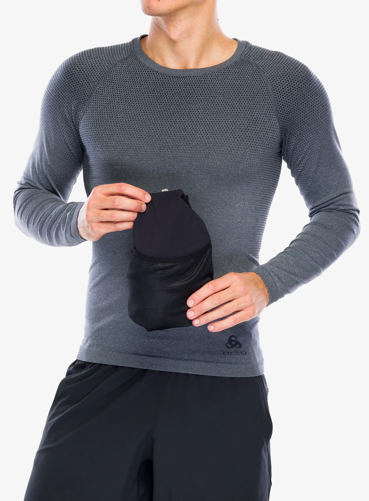 Жилет Inov-8 Performance Hybrid Gilet - black