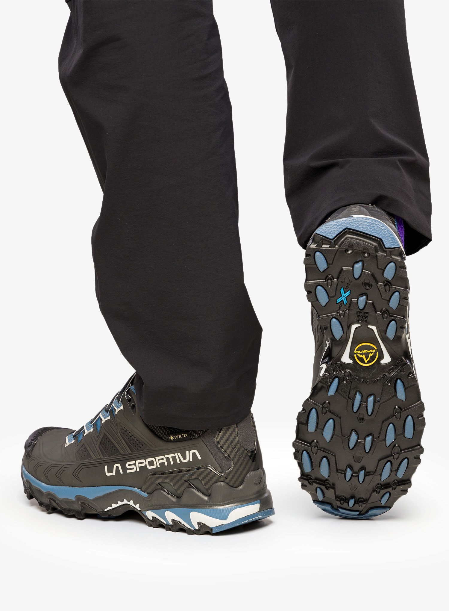 Черевики жіночі La Sportiva Ultra Raptor II Leather GTX - carbon/atlantic