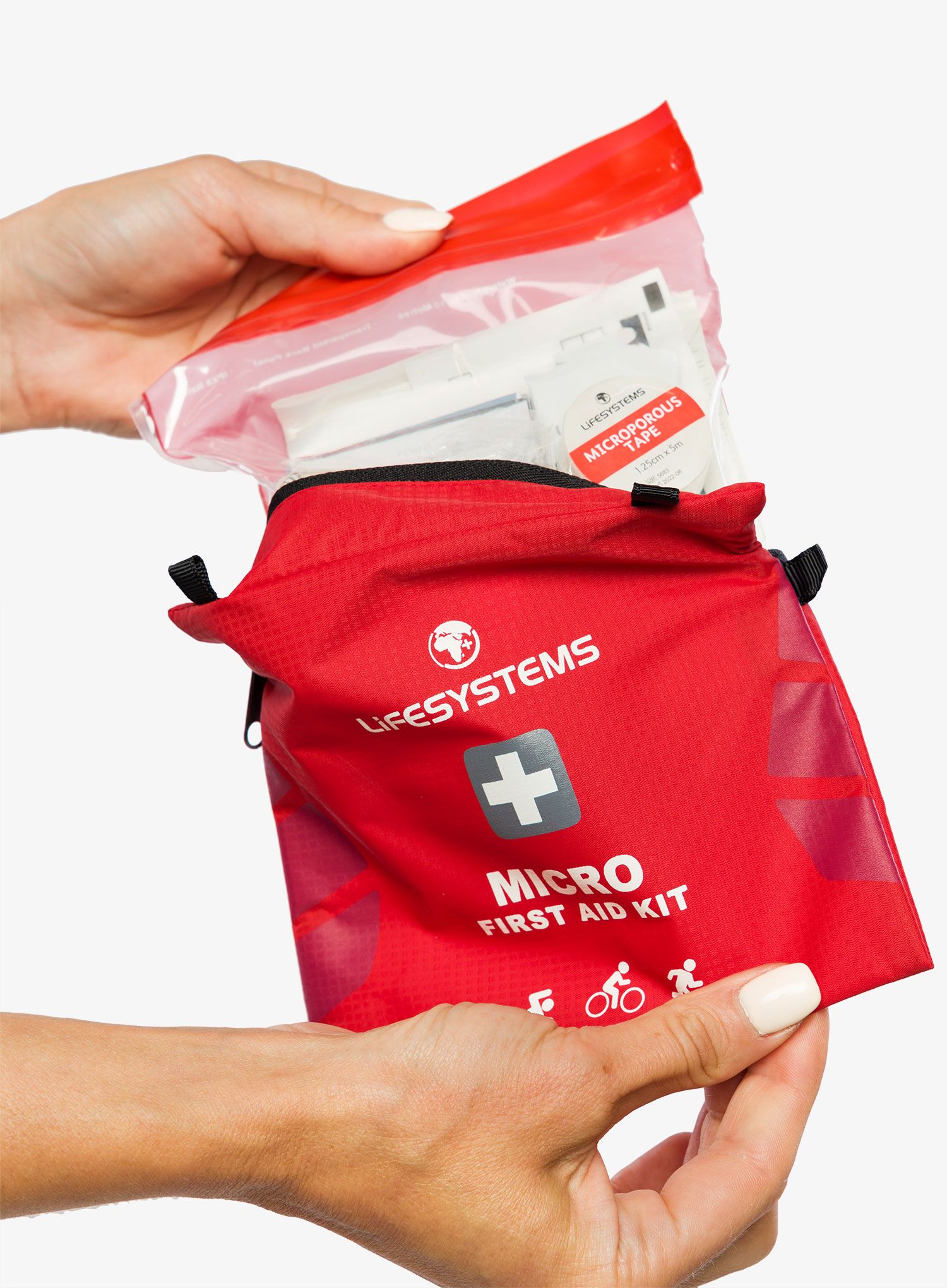 Аптечка Lifesystems Light & Dry Micro First Aid Kit