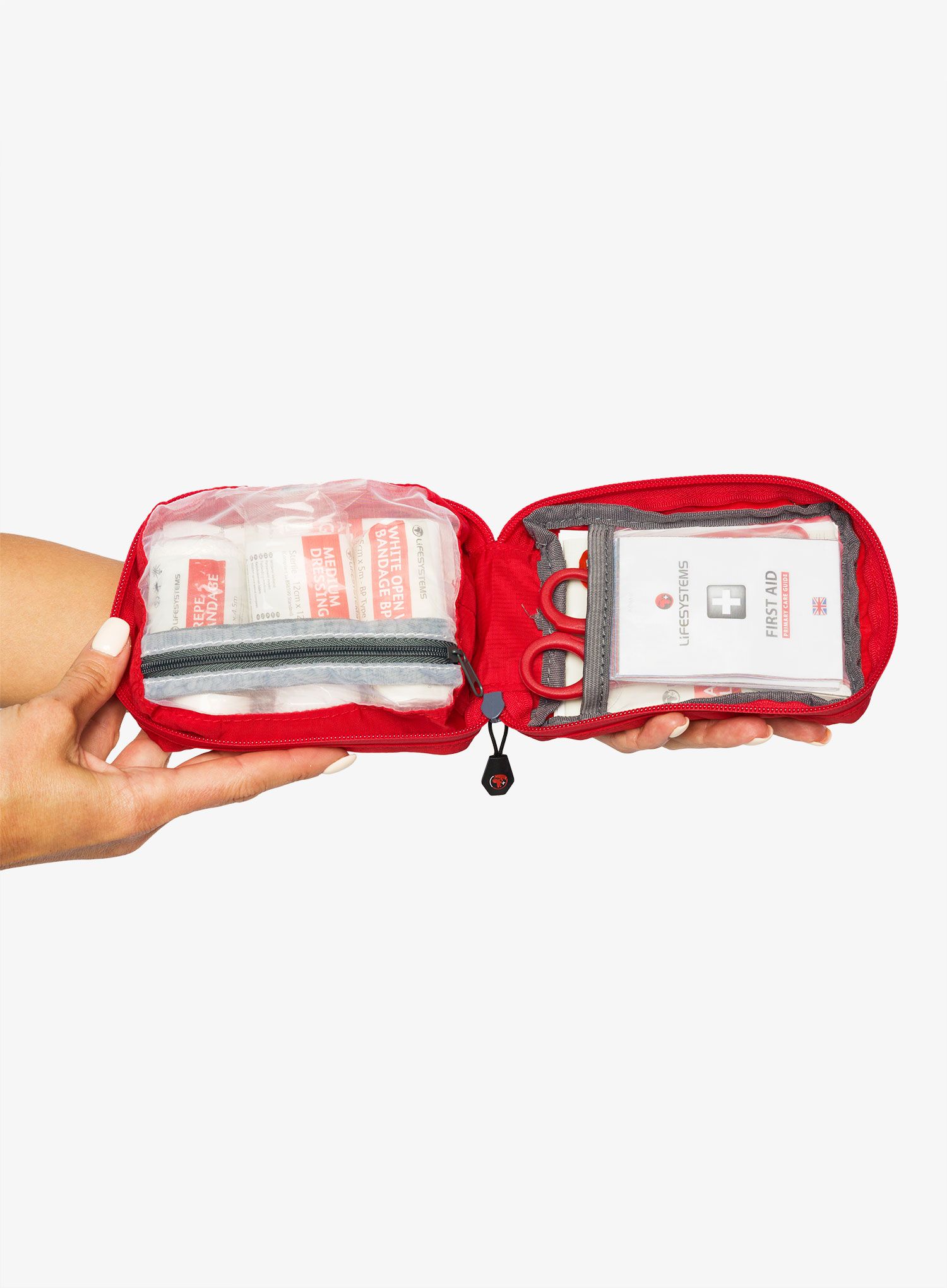 Аптечка Lifesystems Trek First Aid Kit