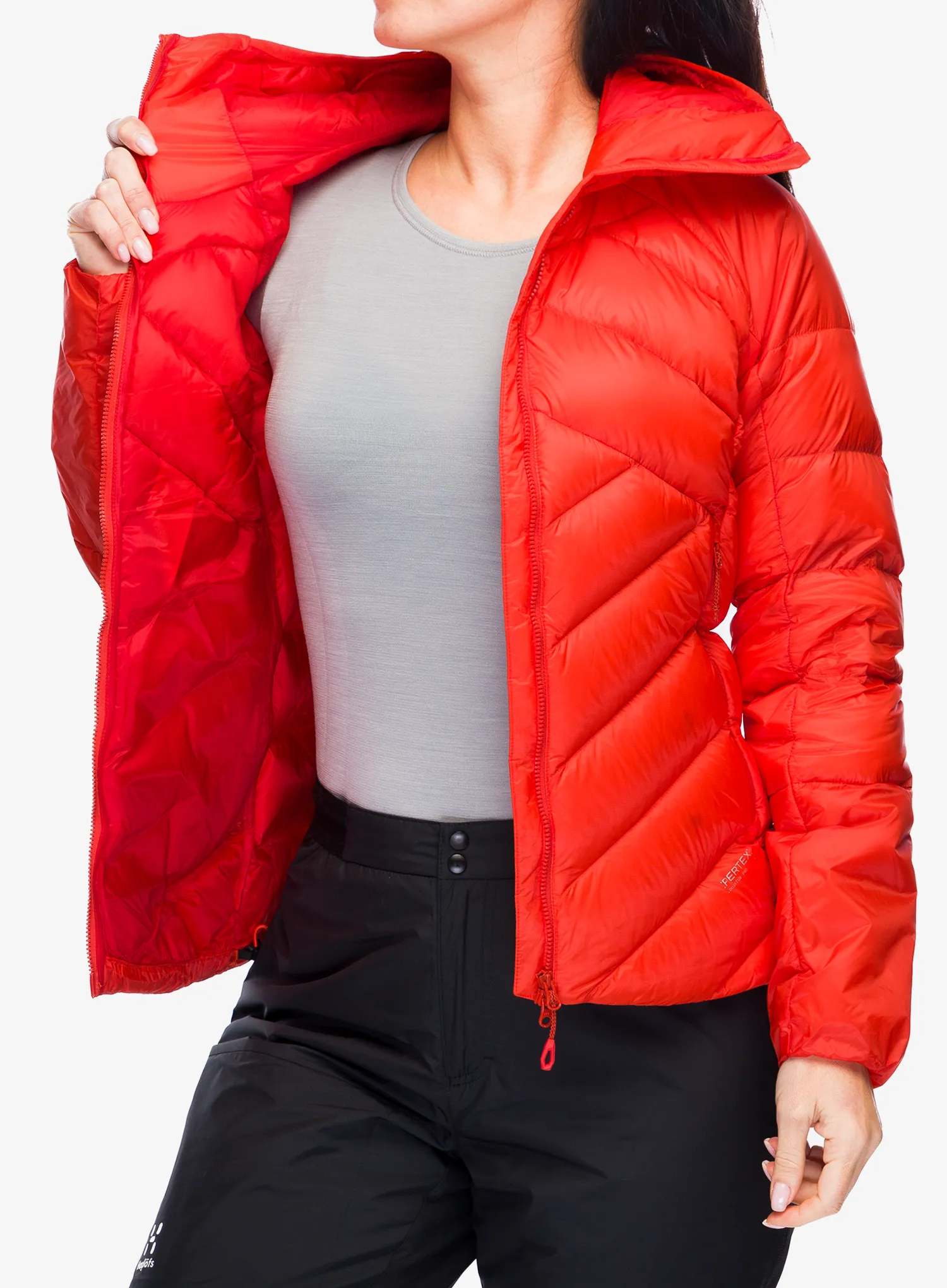 Пуховик жіноча Mammut Taiss IN Hooded Jacket - mammut red