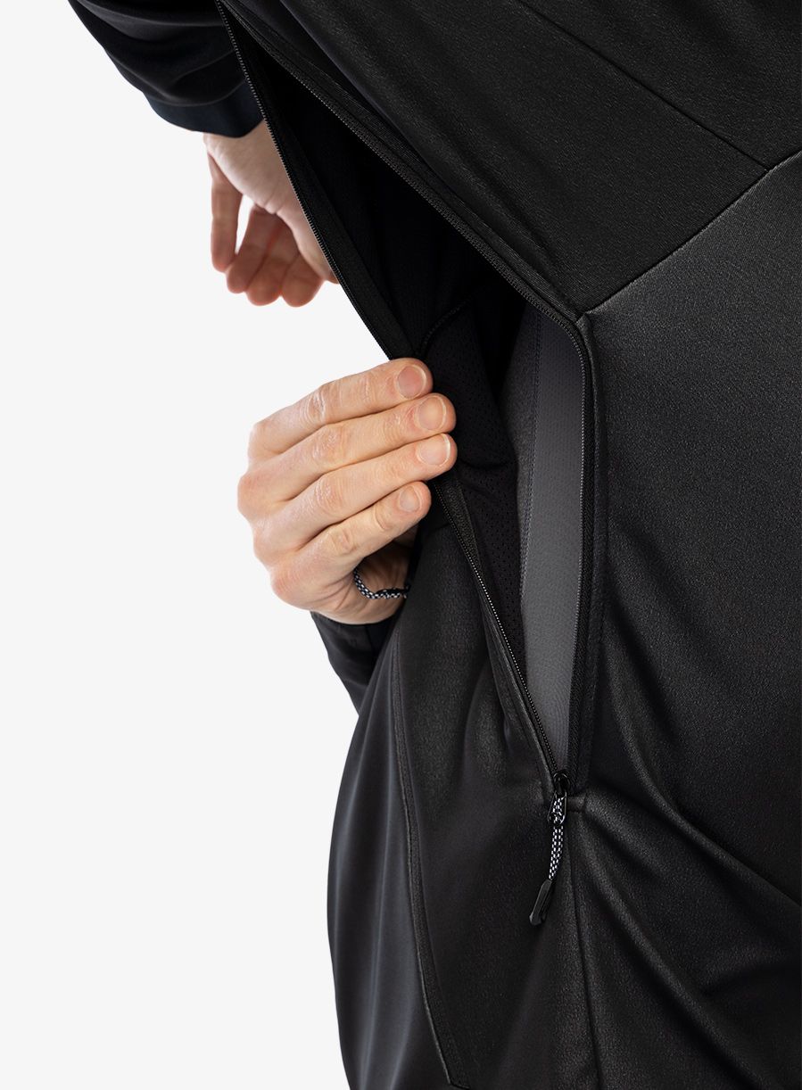 Куртка softshell Mammut Ultimate VII SO Hooded Jacket - black