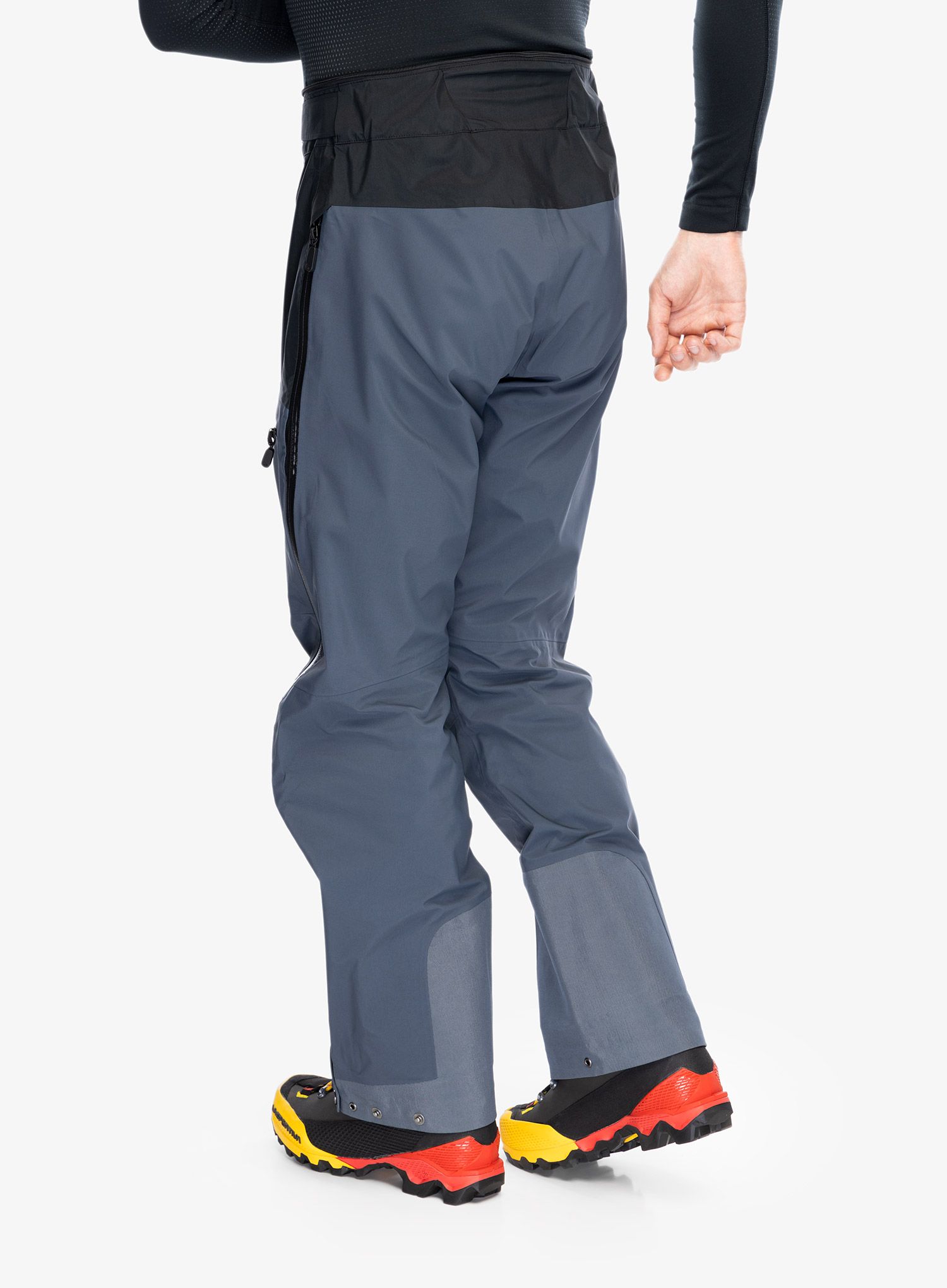 Штани водонепроникні Norrona Trollveggen GORE-TEX Pro Light Pants - caviar/cool black