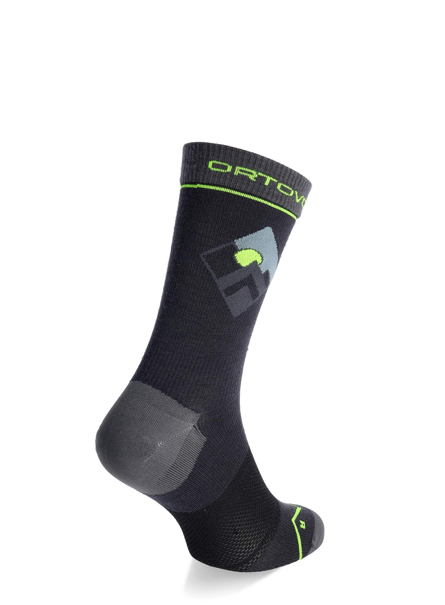 Шкарпетки з мериноса Ortovox Alpine Light Comp Mid Socks - black raven