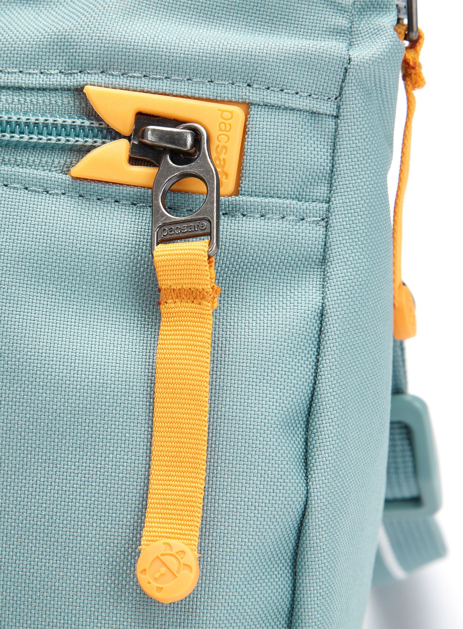 Барсетка Pacsafe Go Saddle Crossbody - fresh mint