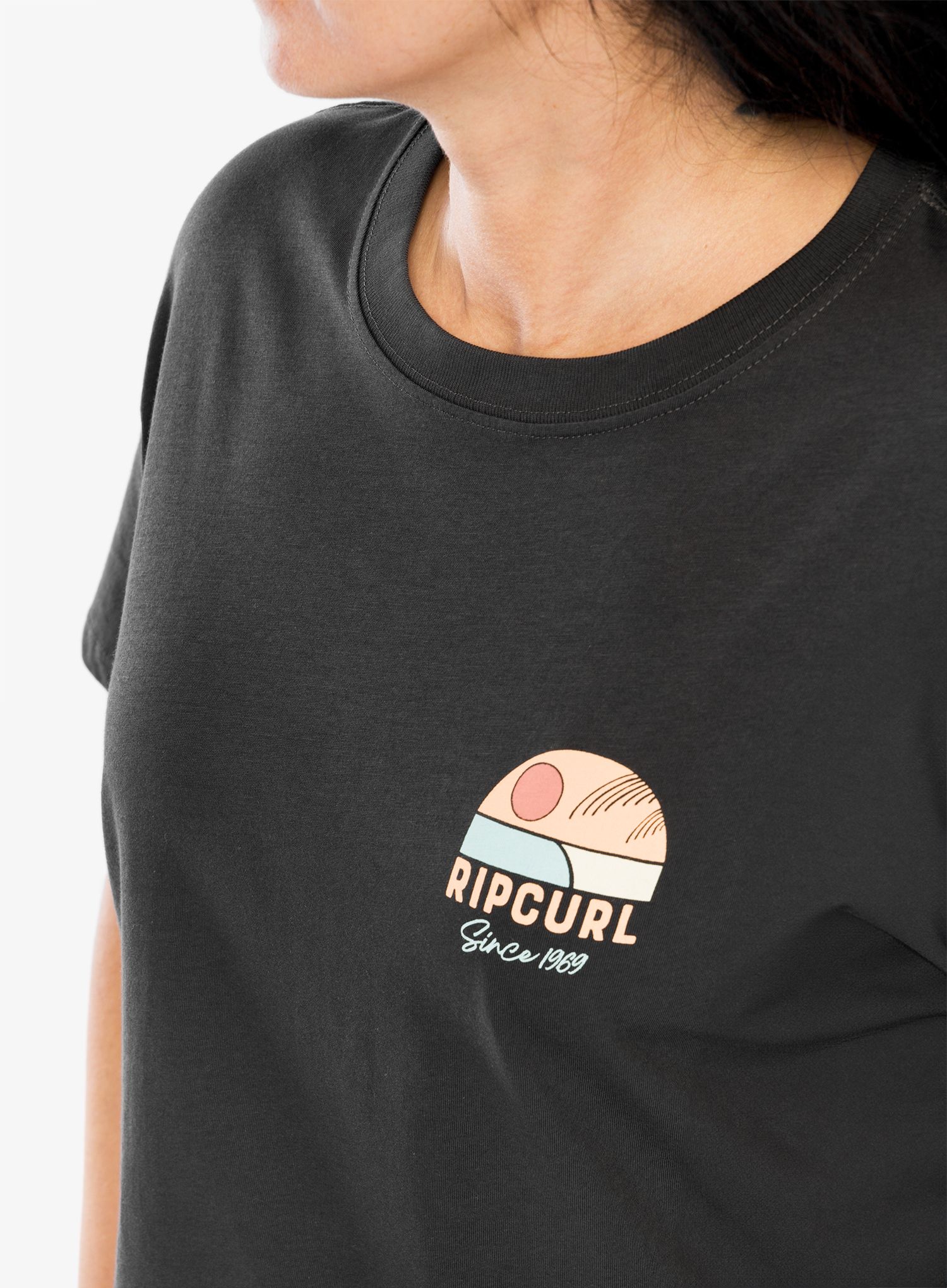 Футболка з принтом жіноча Rip Curl Line Up Relaxed Tee - washed black