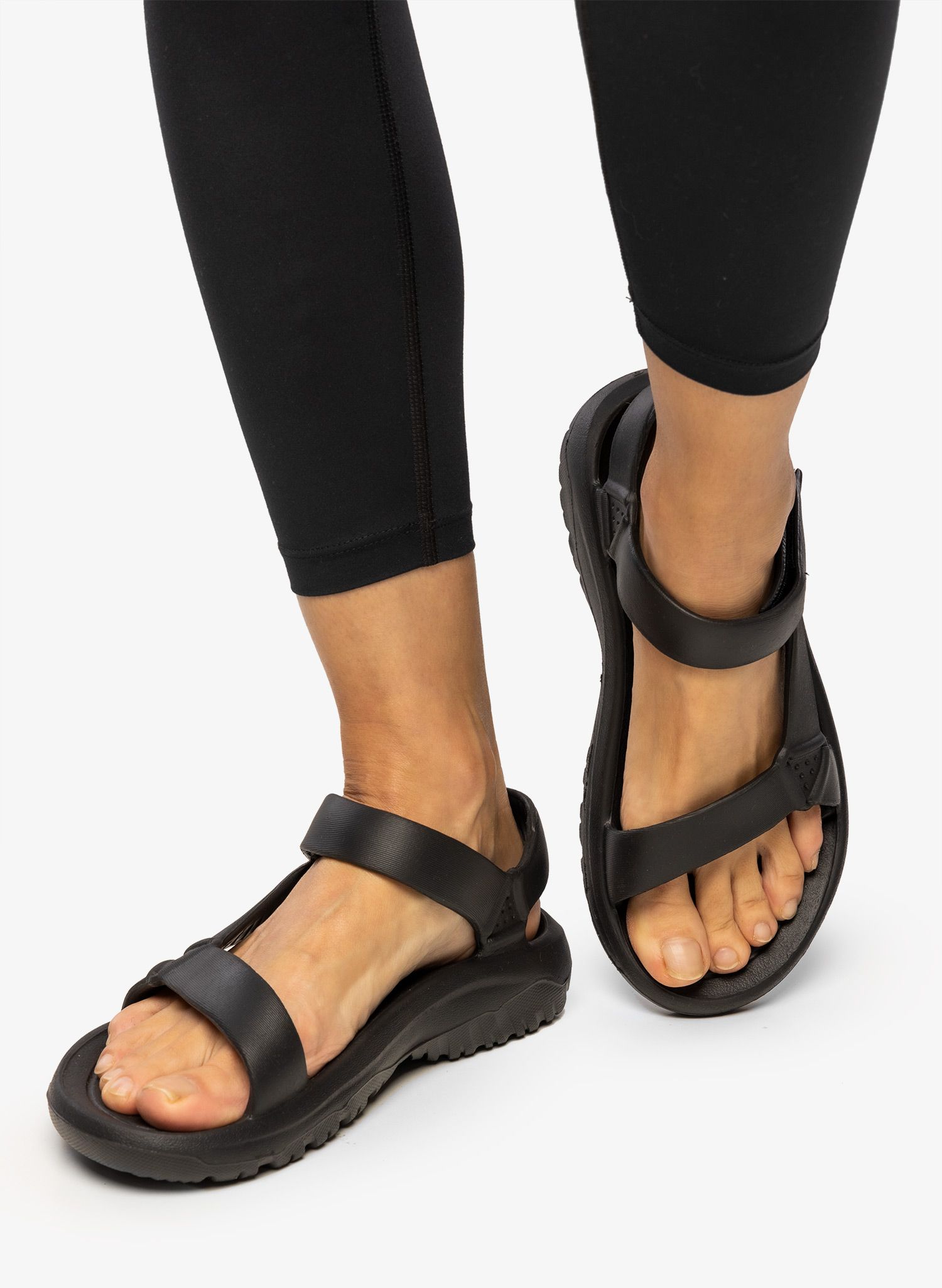 Сандалі туристичні жіночі Teva Hurricane Drift - black/black