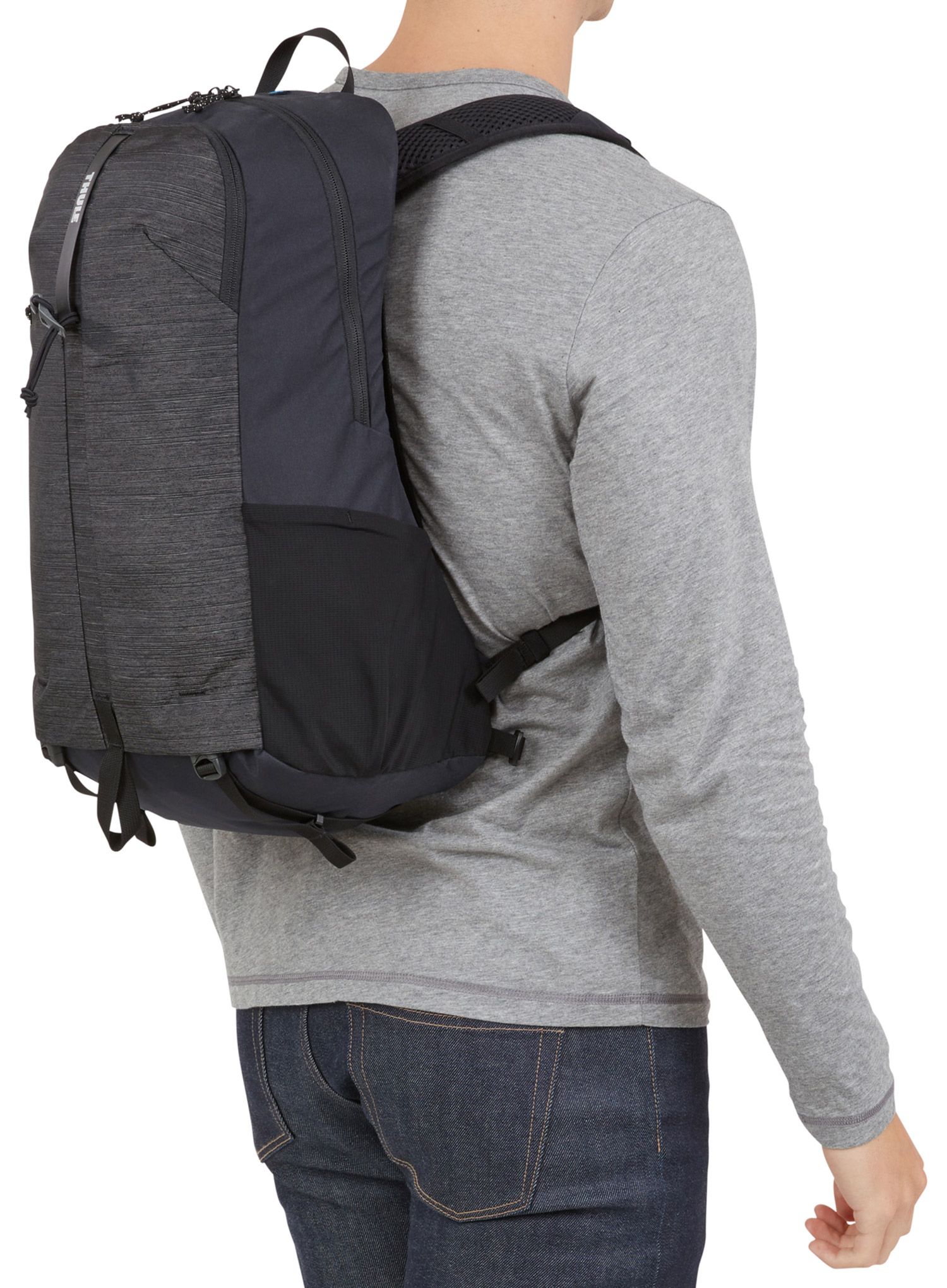 Рюкзак туристичний Thule Nanum 18L - black
