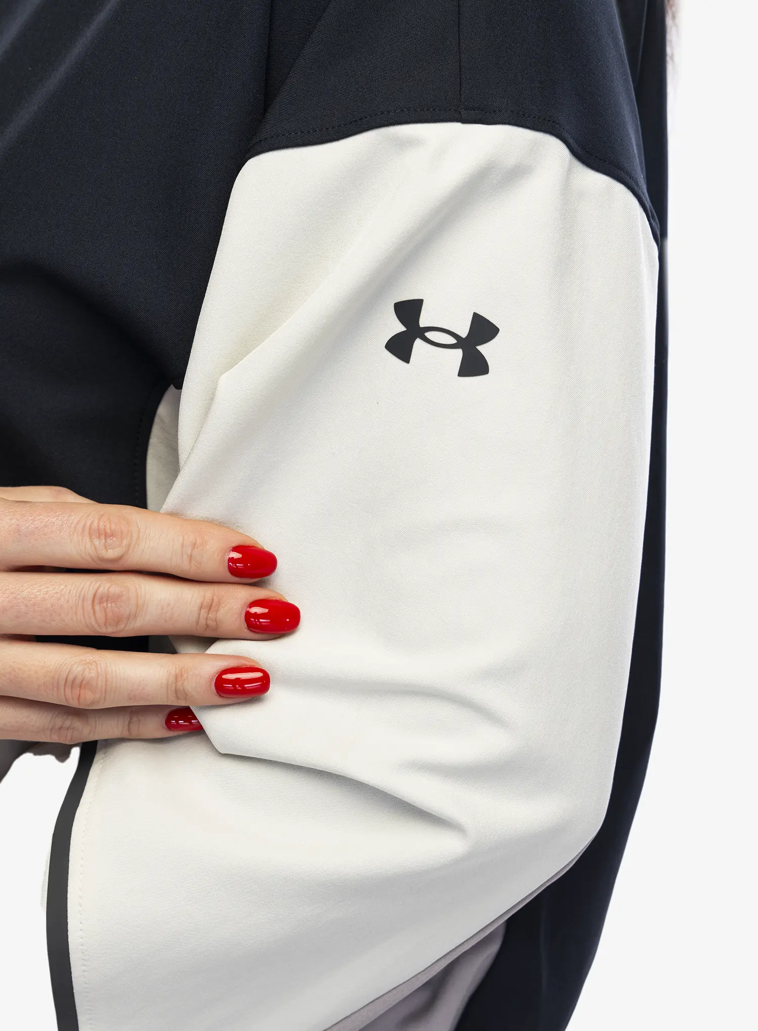 Куртка жіноча Under Armour UA Unstoppable Jacket - black/summit white/tetra gray