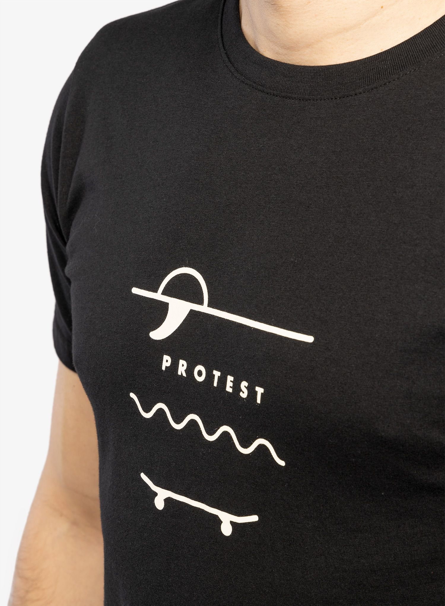Футболка бавовняна Protest Prtahaird T-Shirt - true black