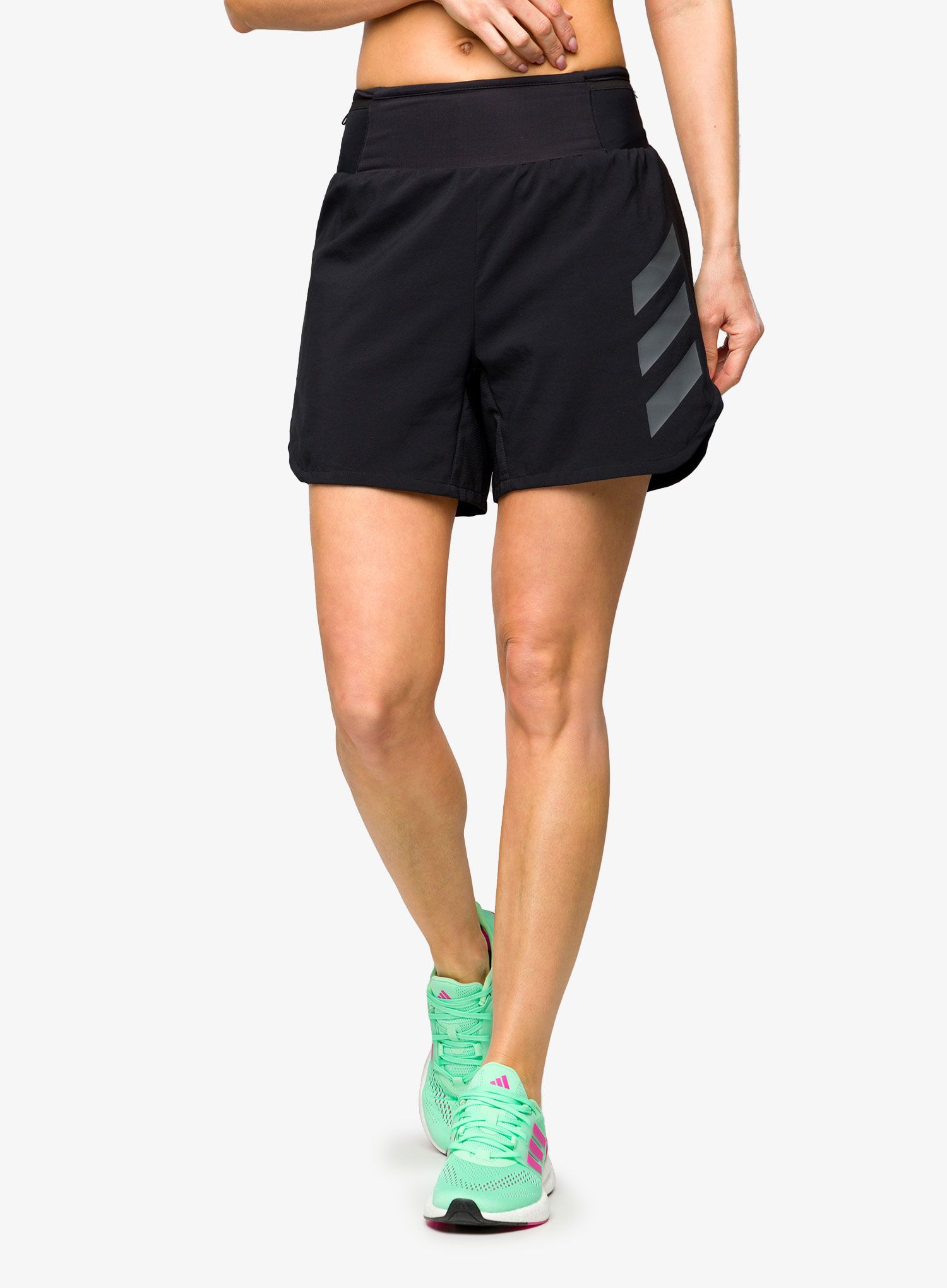 Кросівки для бігу жіночі adidas Pureboost 22 - mint/fuschia/white