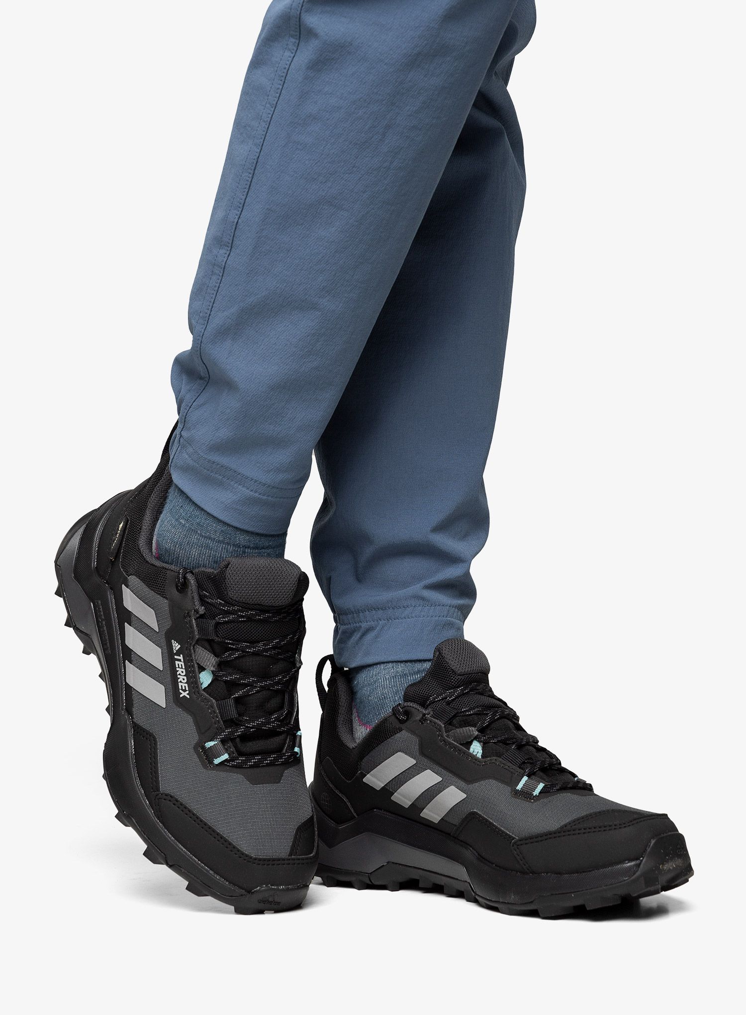 Черевики трекінгові жіночі adidas TERREX AX4 GTX - core black/grey three/mint ton
