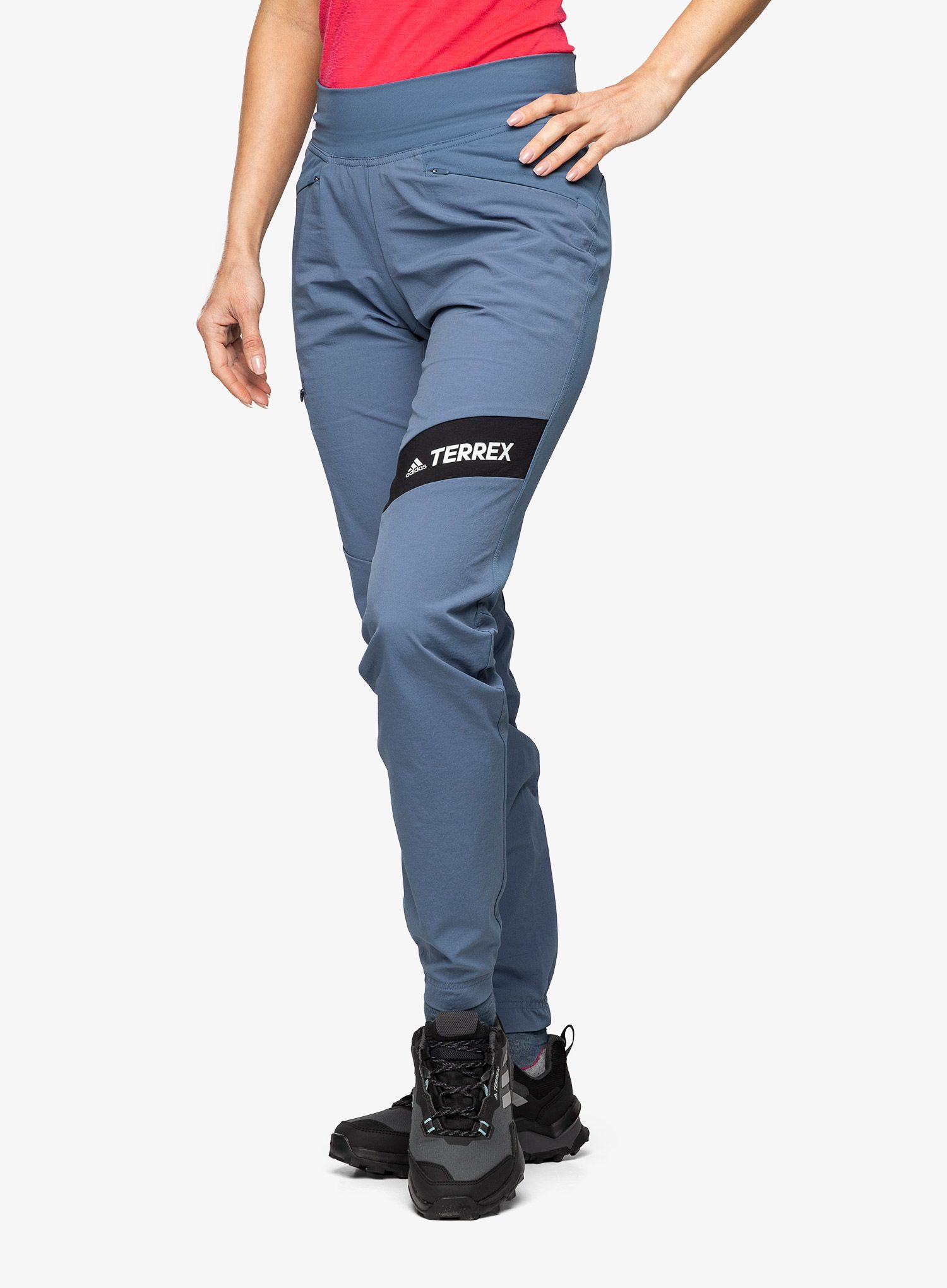 Черевики трекінгові жіночі adidas TERREX AX4 GTX - core black/grey three/mint ton