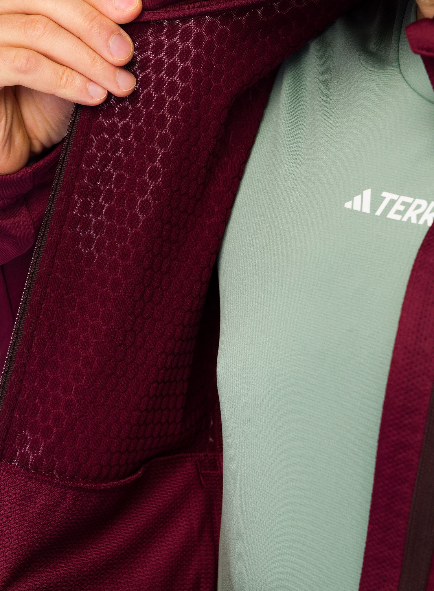Кофта флісова adidas TERREX Multi Light Fleece Full Zip Jacket - shadow red