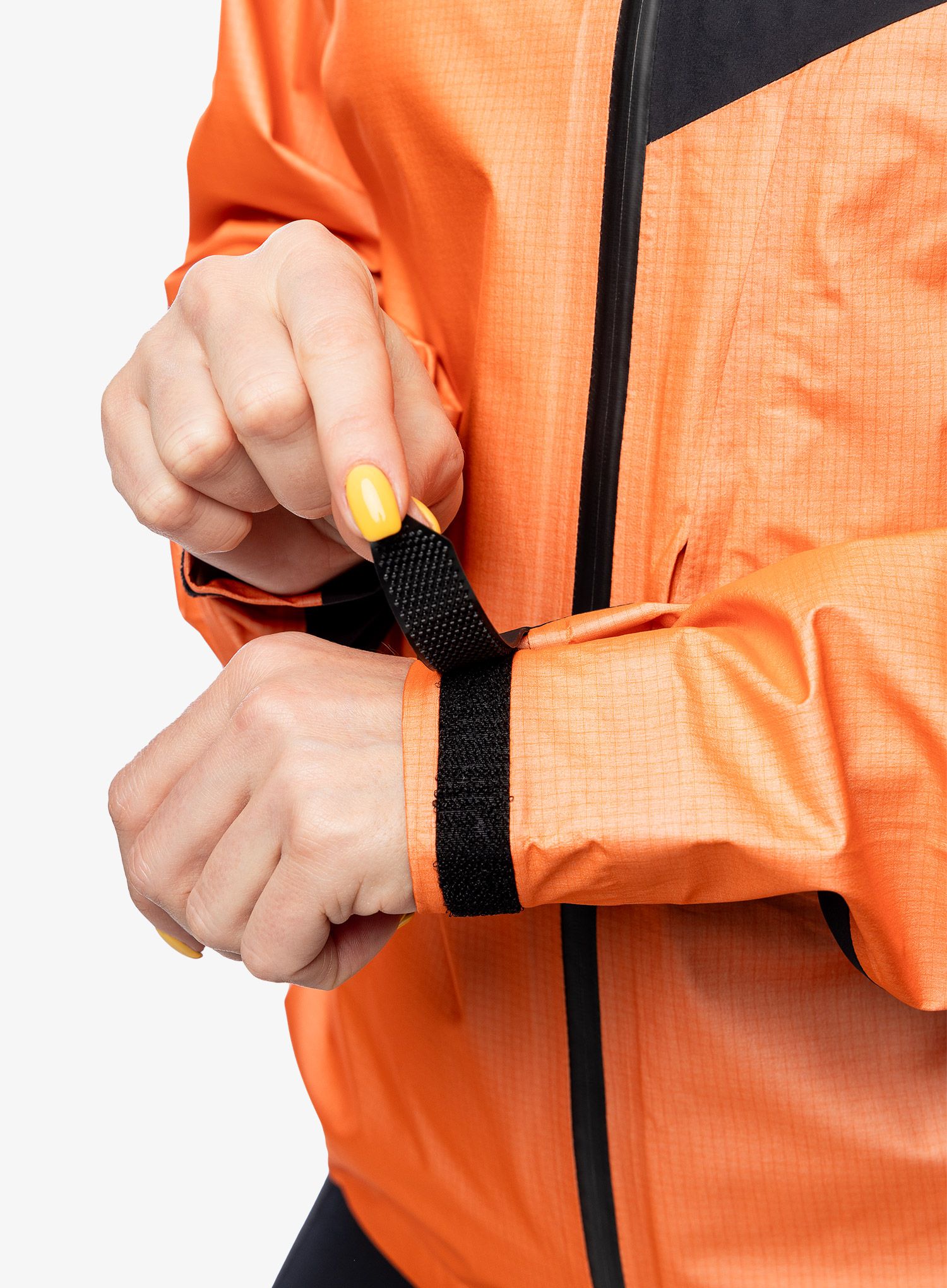 Куртка для гір жіноча adidas TERREX Techrock Light GTX Active - semi impact orange