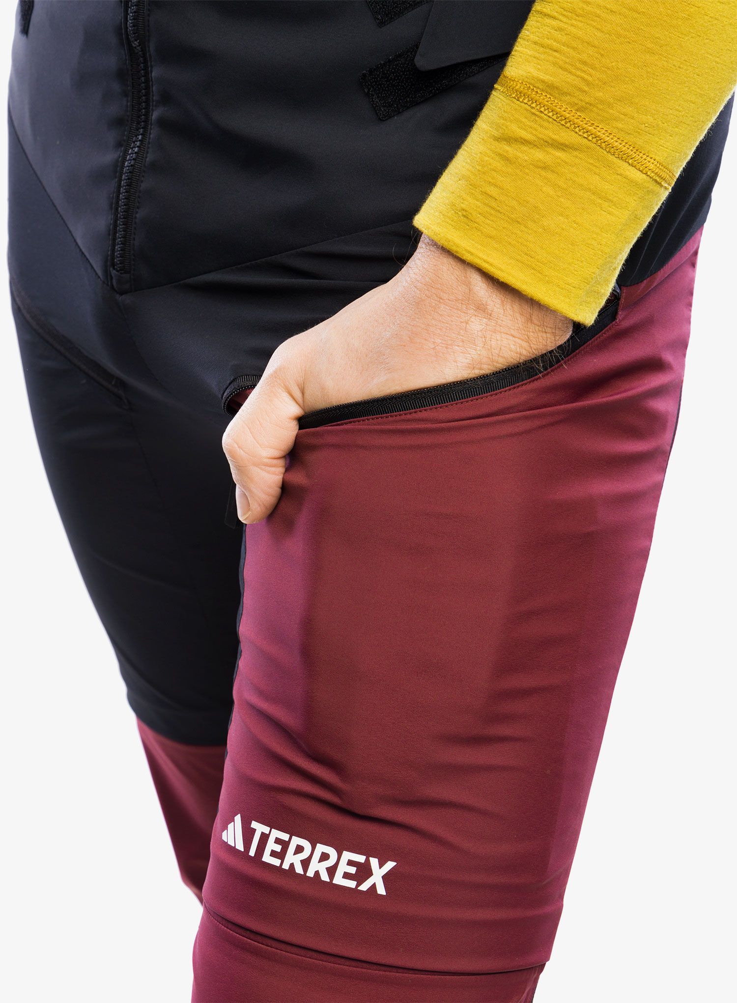 Штани скітурингові adidas TERREX Techrock Tour Softshell Pants - black/shadow red