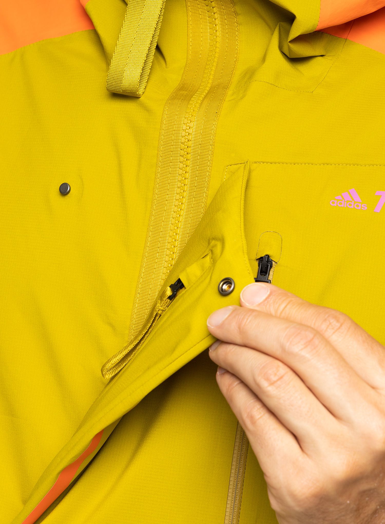 Куртка дощовик adidas TERREX Xploric - pulse olive/semi impact orange